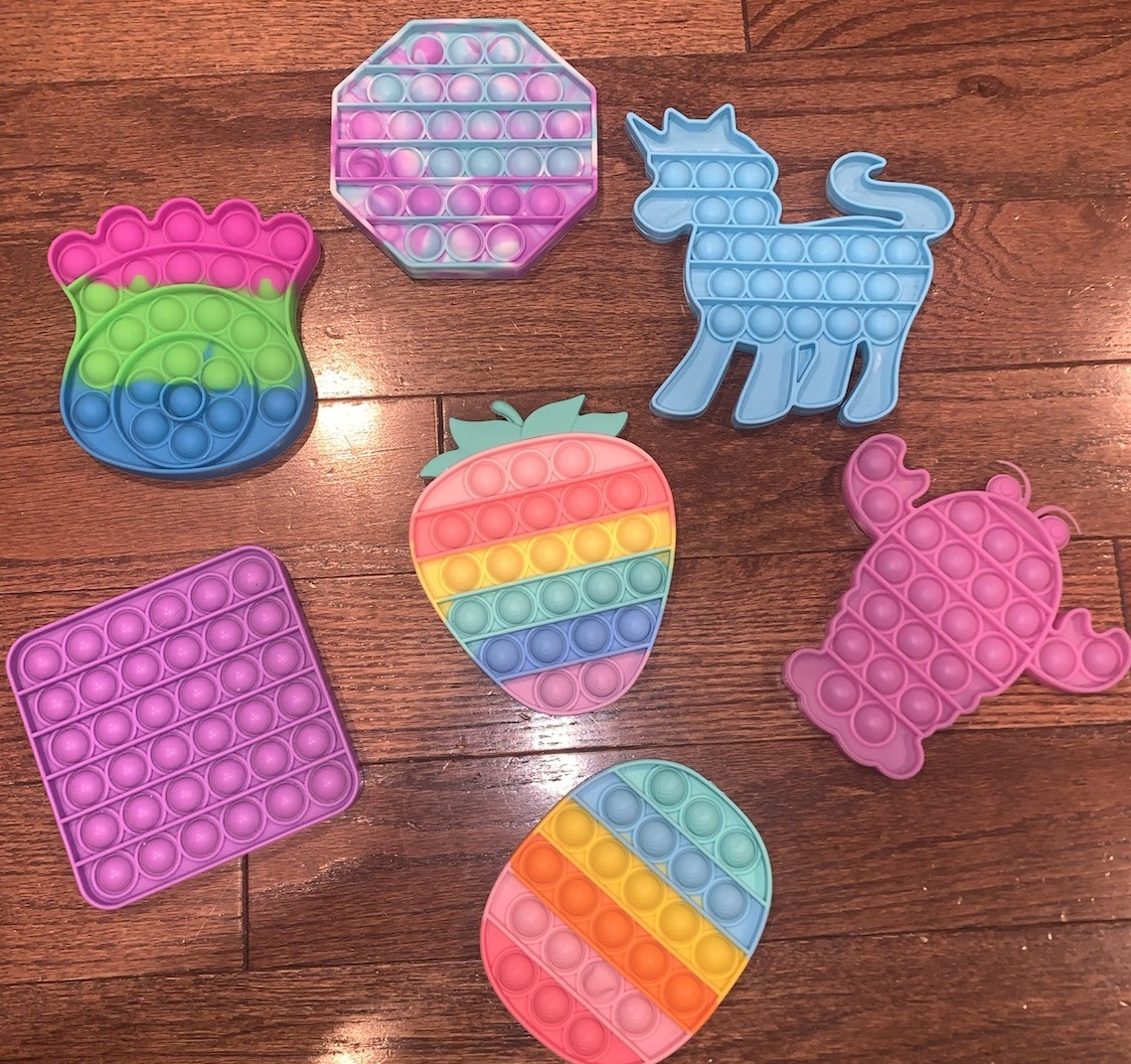 Fidget Fun Pop It’s Colorful Animals & Colors Lot Of 7