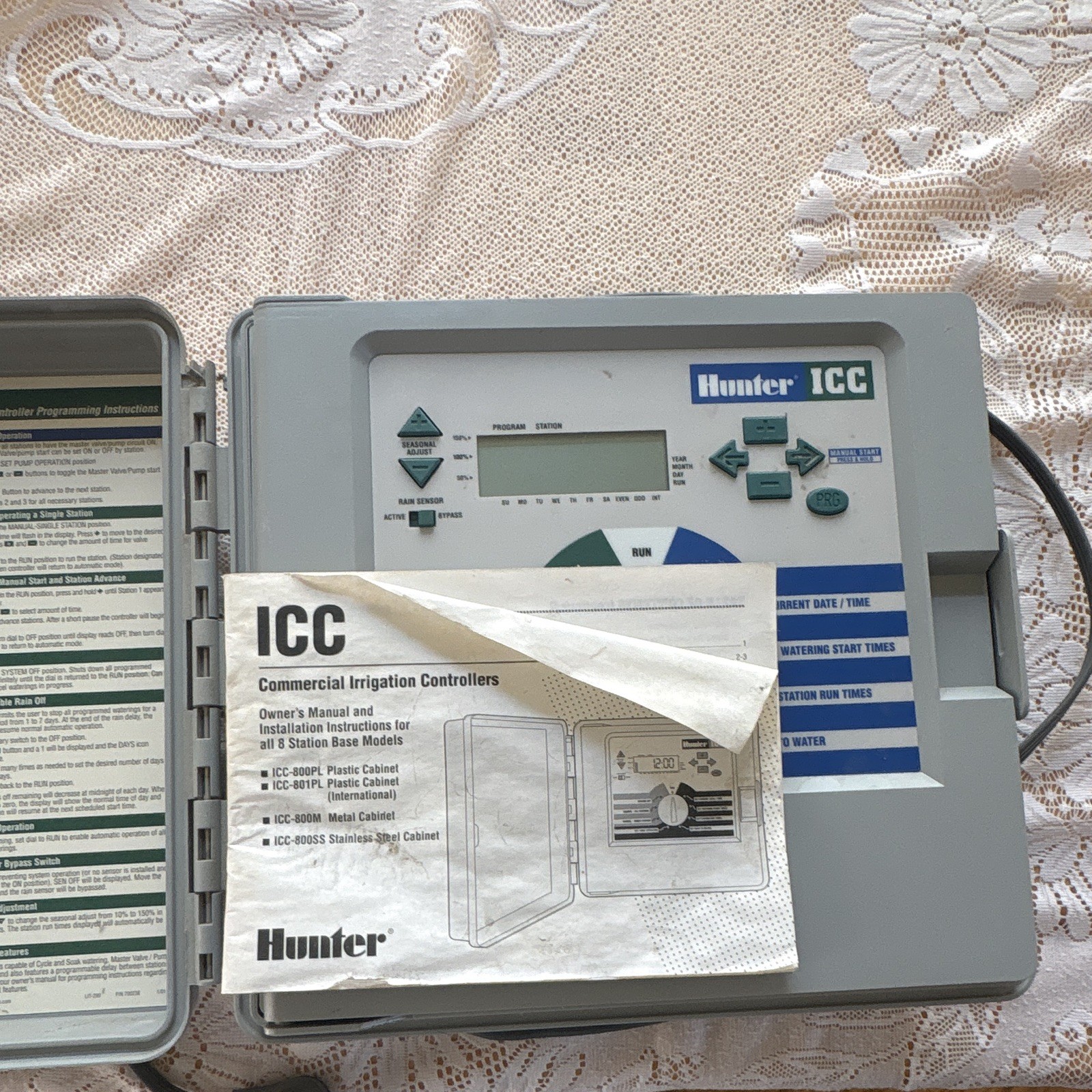 Hunter ICC Digital Sprinkler Controller LC-Display Gray w/ Manual.
