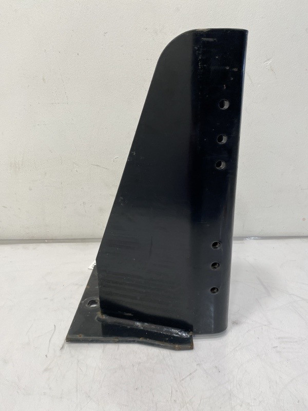 Cab Mount A1865189002 for Freightliner MT55 (630-10894)
