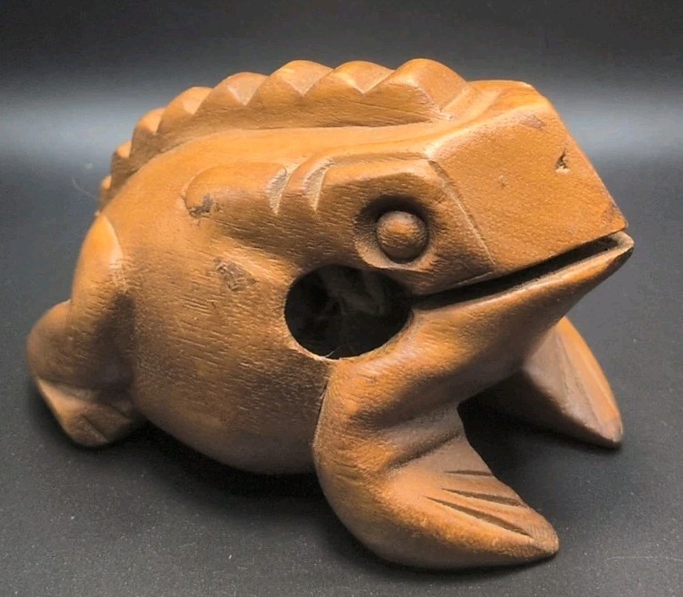 Vintage Hand Carved Wooden Croaking Frog Percussion Instrument No Stick 4" B407