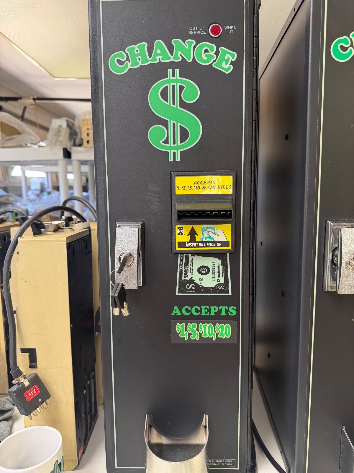 American Changer AC 1001 accepts $1 -$20 *COMPLETELY REBUILT*  pays out quarters