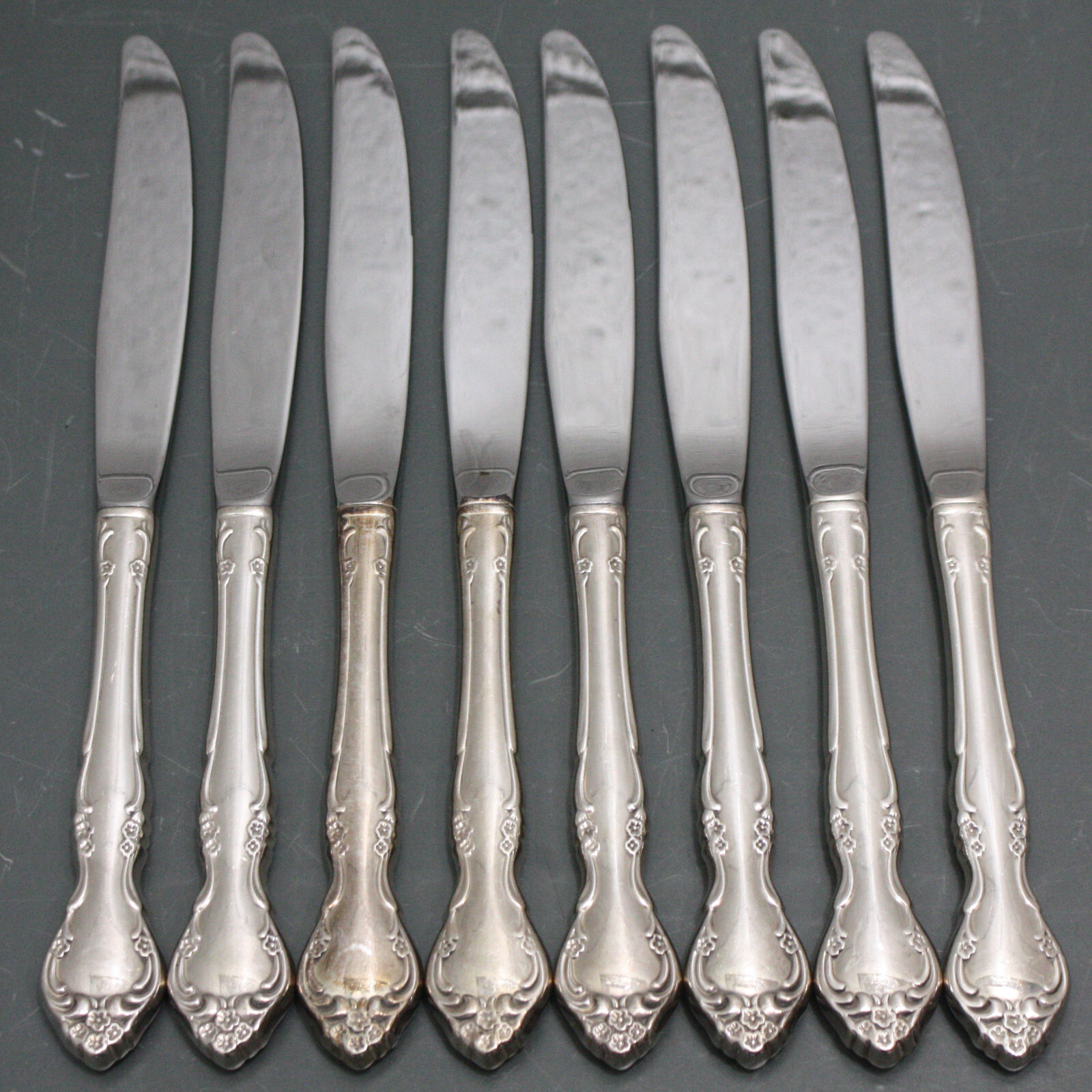 (57 Pieces) Oneida Community Flatware Set AFFECTION, Silverplate Silverware Lot