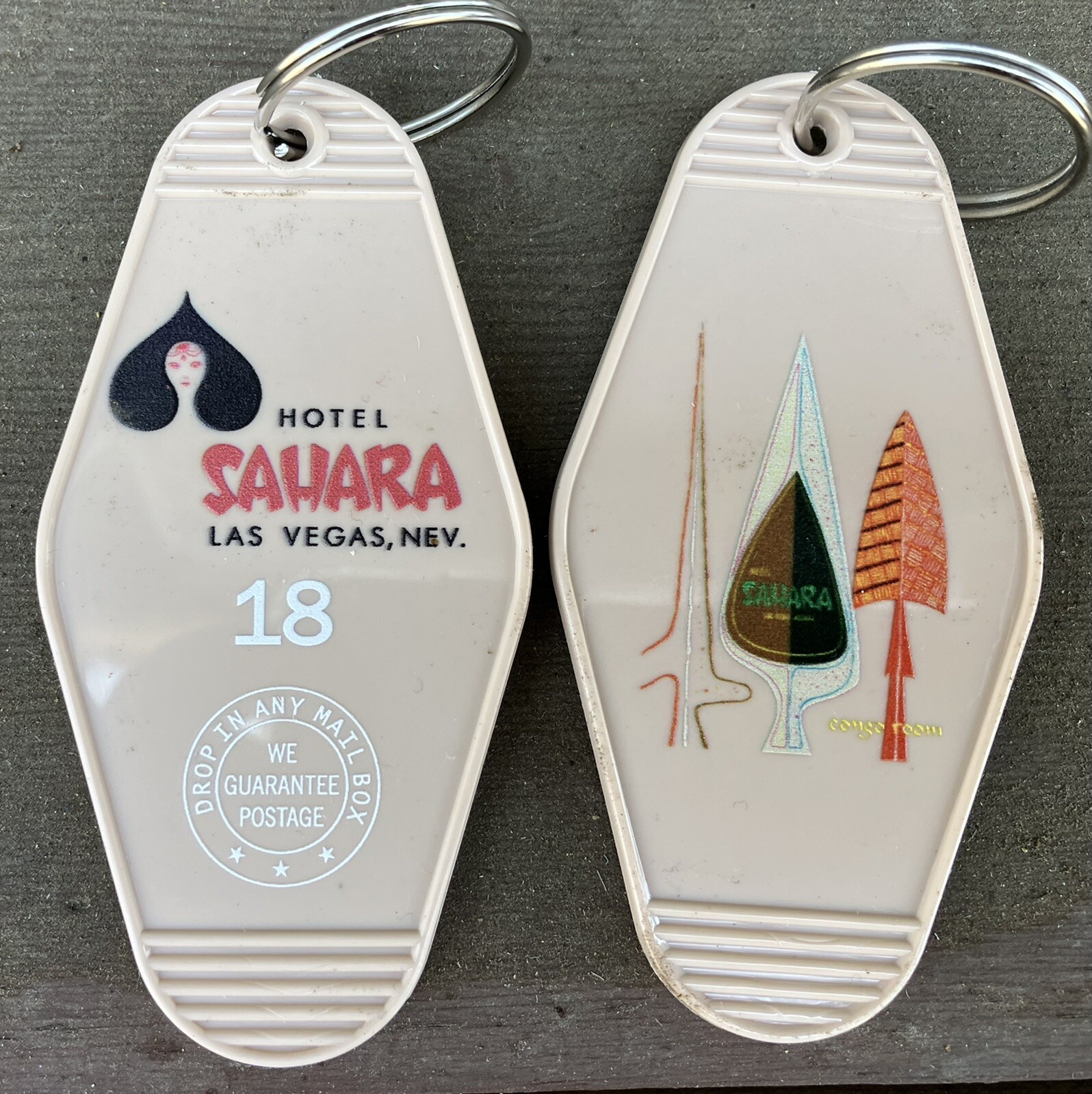 Las Vegas SAHARA HOTEL Casino inspired keytag