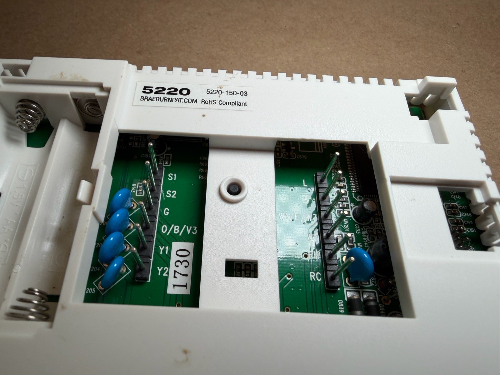Braeburn 5220 Universal Programmable Thermostat