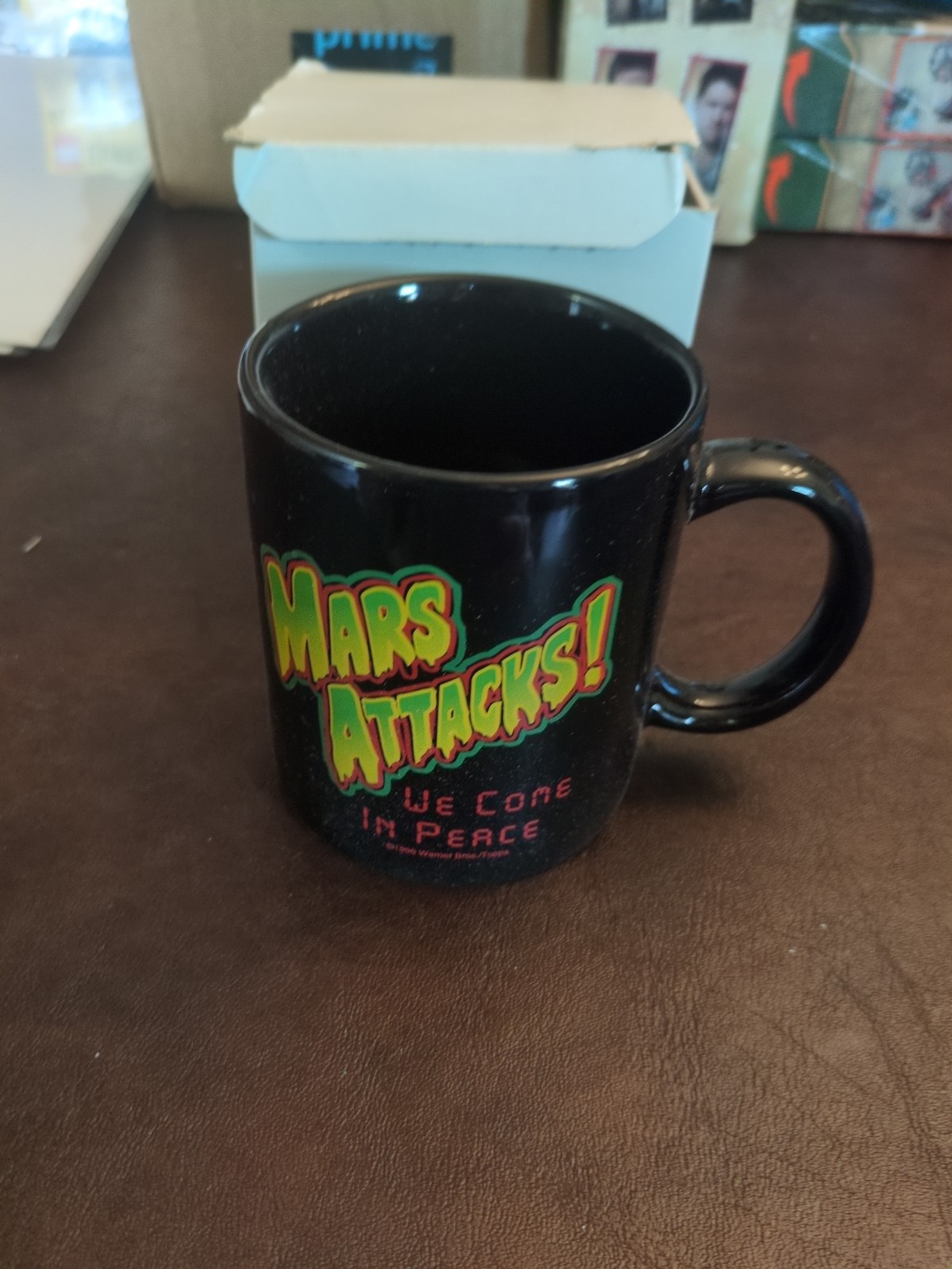 Warner Bros/Topps 1996 Mars Attacks We Come in Peace Mug