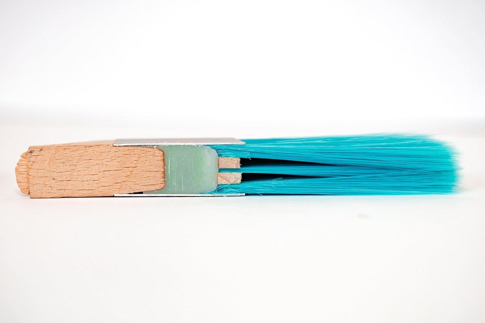 Stinger Classic - Professional Angle Paint Brush with Fill-A-Blend Technology -