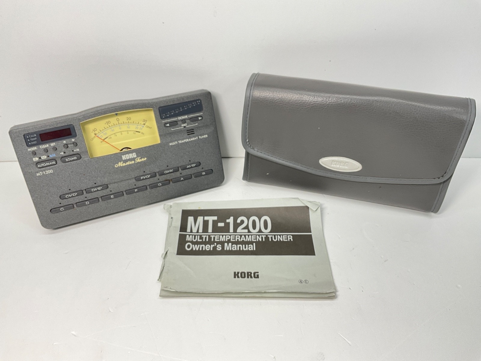 Korg MT-1200 Master Tune Analog Temperament Tuner with Case - Made in Japan NICE