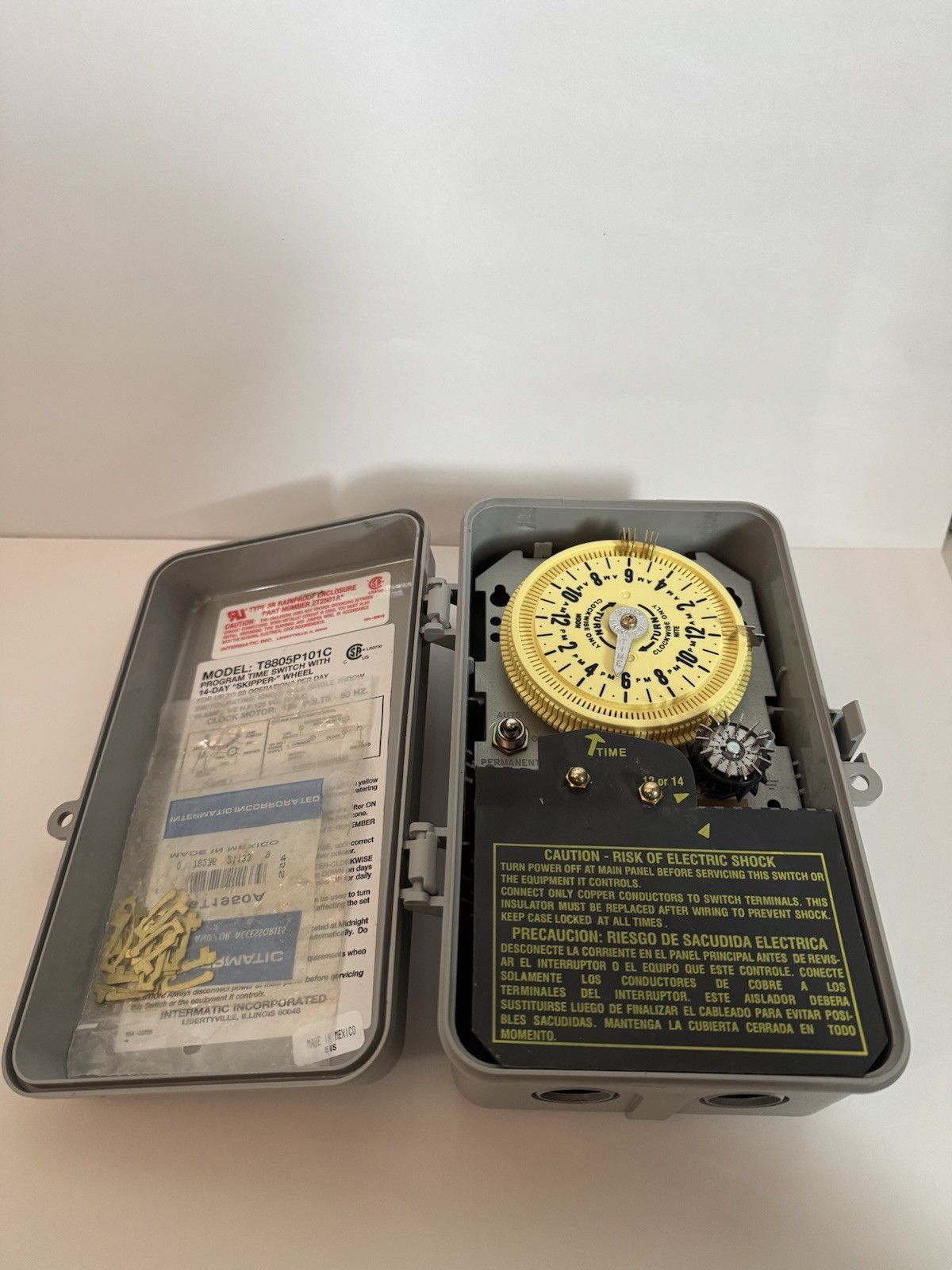 Intermatic T8805P101C 1/2 HP IndoorOutdoor Irrigation/Sprinkler Timer