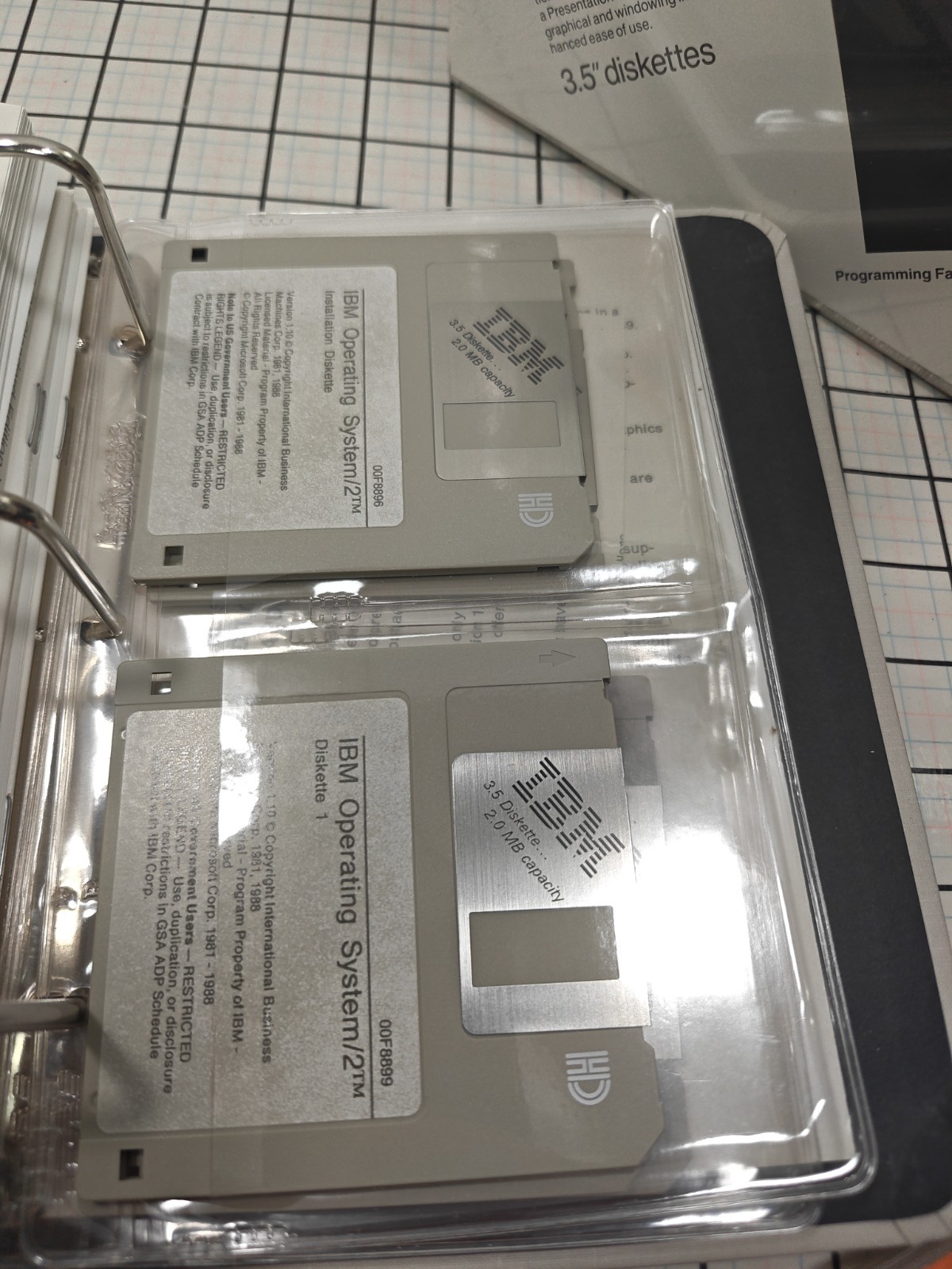 IBM OS/2 Standard Version 1.1 + Operating System/2 Technical Reference Vol. 1