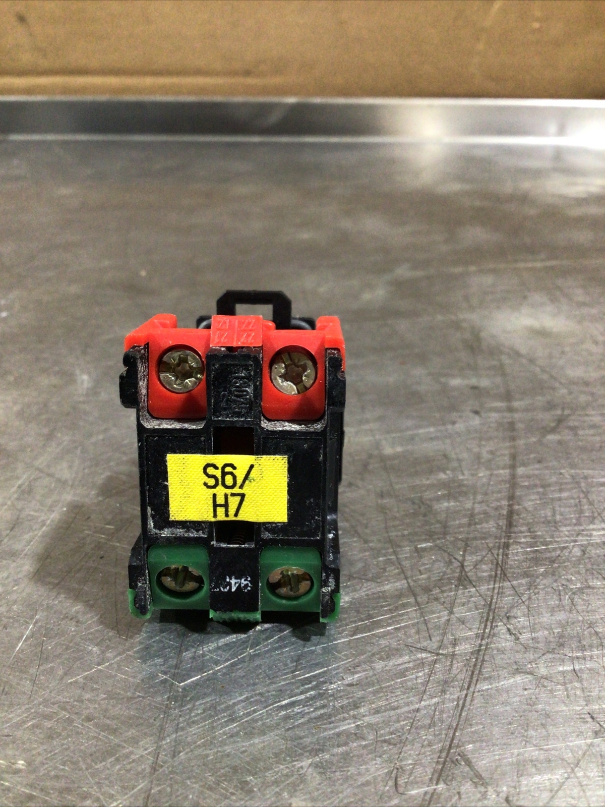 CONTACT BLOCK CLASS 9001 TYPE DA11 SQUARE D