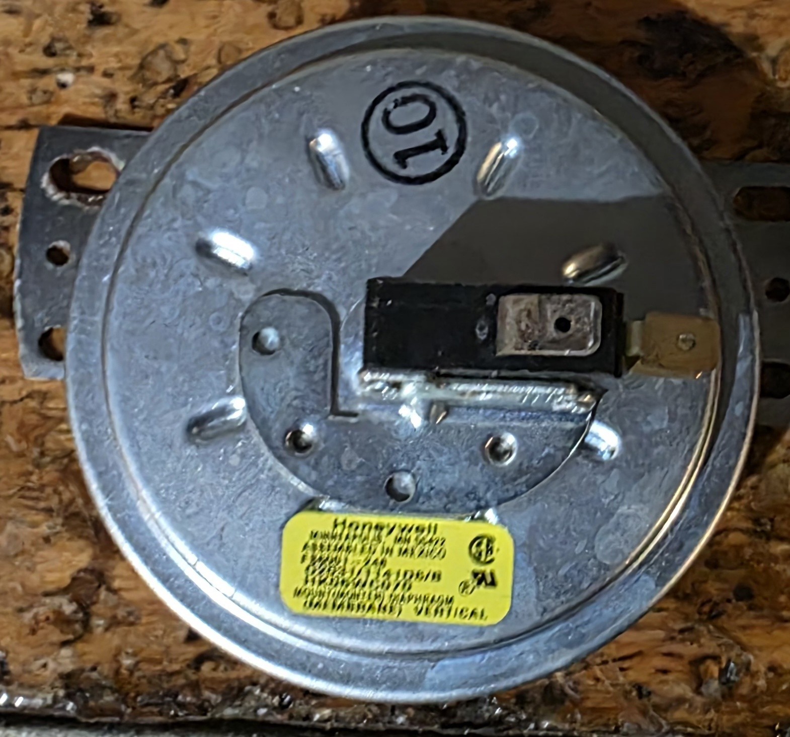 OEM Honeywell FS6001-248/ HK06WC070 Pressure Switch