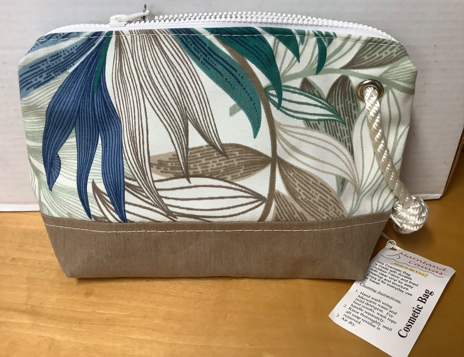 Tropical Them Cosmetic Bag/Purse Lined w/Clear Vinyl Zipper Nautical Rope NWT