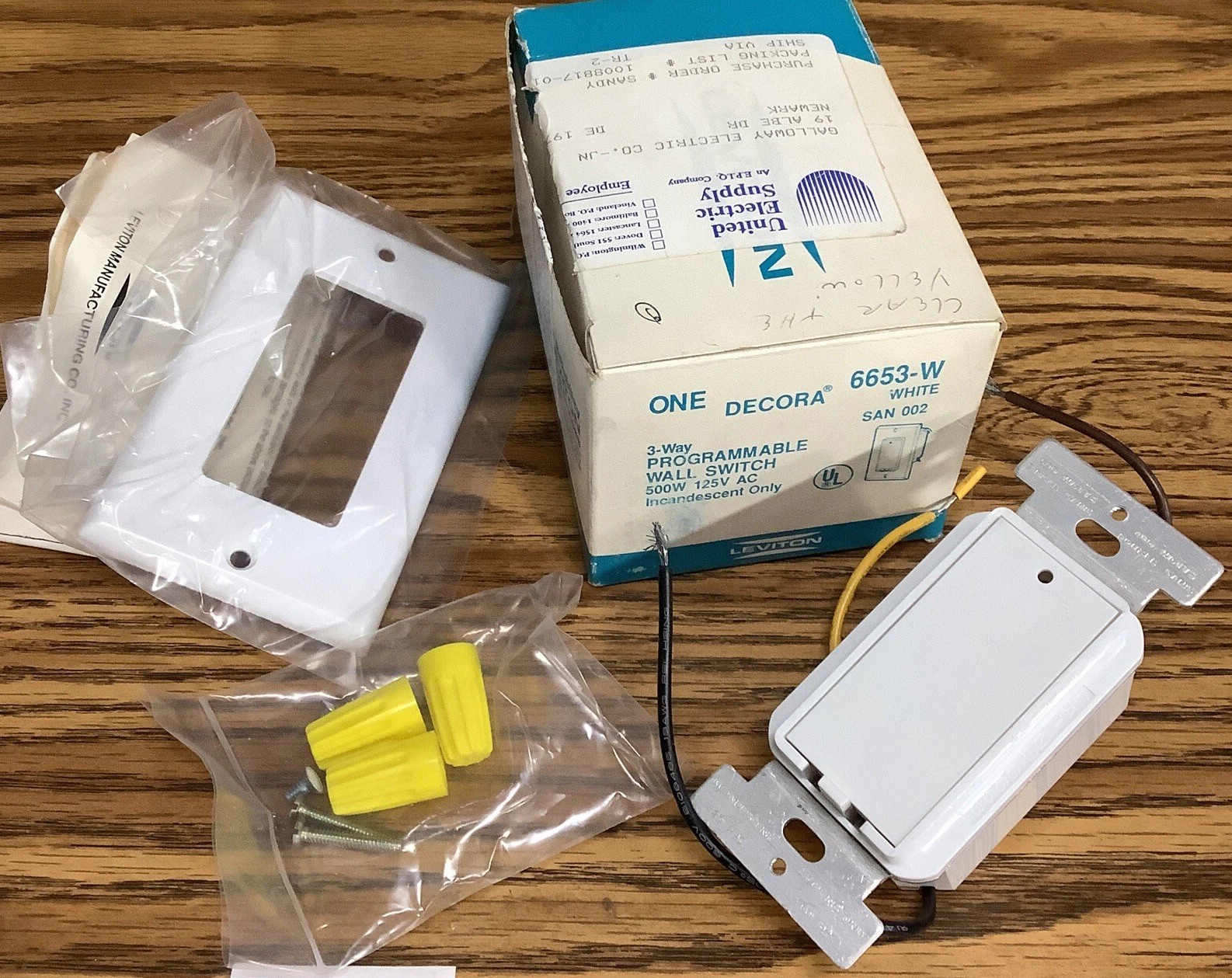 Leviton 6653-W 3Way Programmable Switch White
