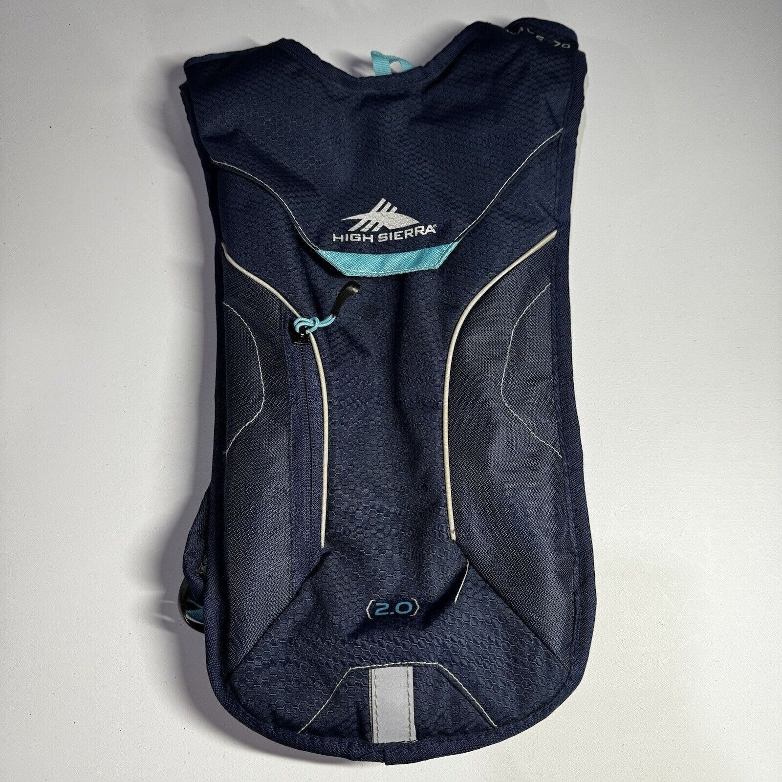 High Sierra Hydration Pack 2 Liter Backpack Hiking Outdoor