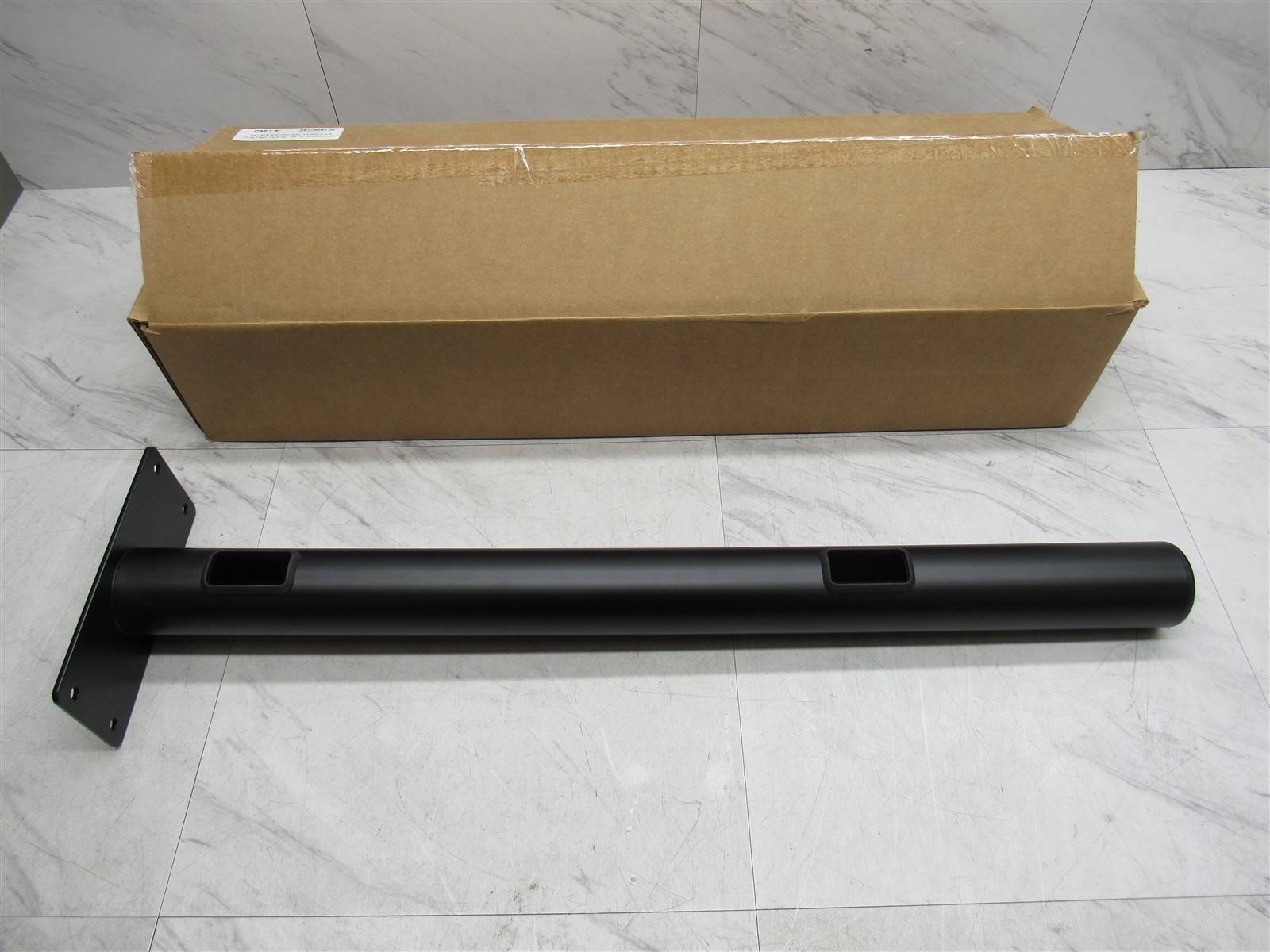 NEW HAVIS POLE RECTANGULAR MOUNTING PLATE WITH EDGE LINERS AND 24'' POLE
