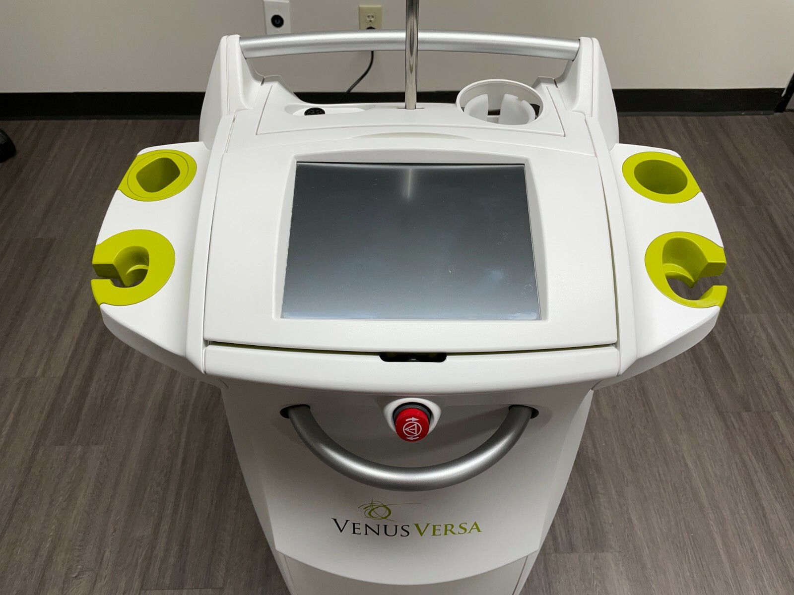 2016 Venus Concept Versa- VERY LOW USE