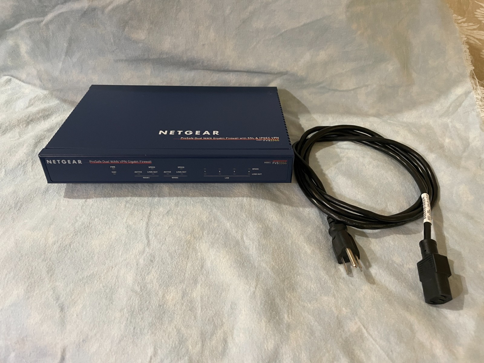 NETGEAR ProSafe FVS336G VPN Firewall Dual WAN Gigabit SSL & IPSEC VPN Firewall