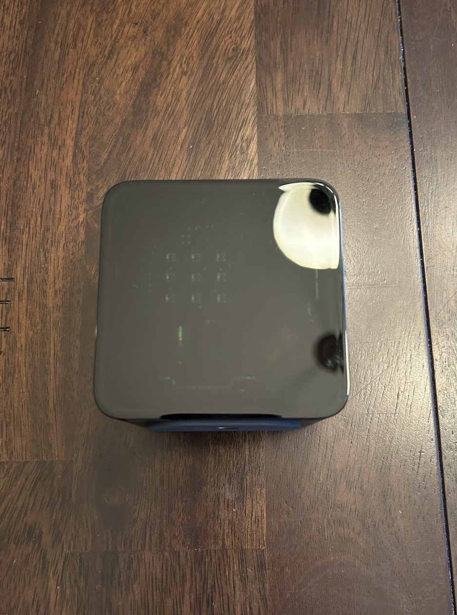 HTC Vive 1.0 Base Station Lighthouse & Adapter (TESTED, POSSIBLE HARDWARE ISSUE)