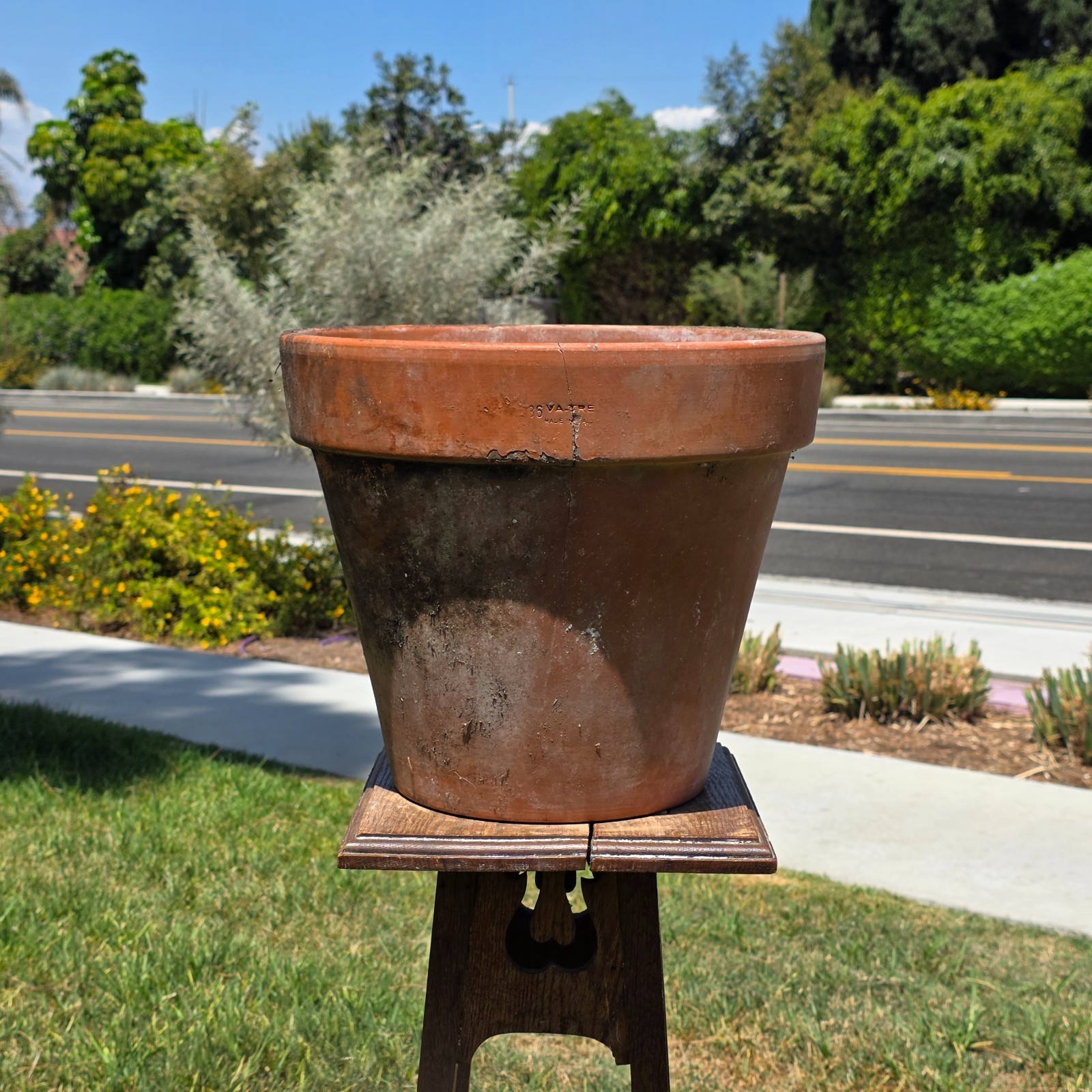 Vintage 1980s Terracotta Garden Planter Pot VA-TRE Vaserie Trevigiane Italy 15"
