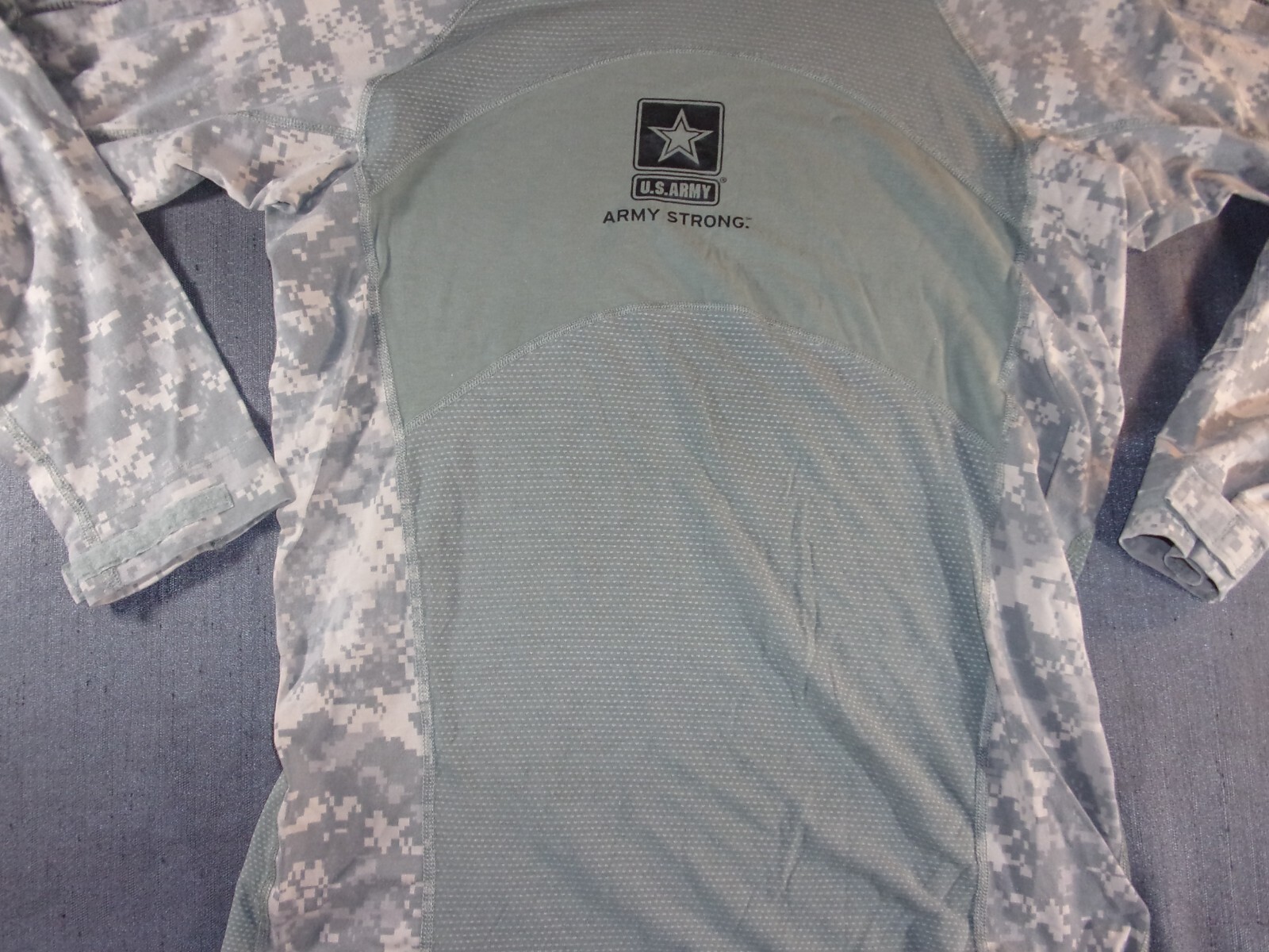 MASSIF FLAME RESISTANT ARMY STRONG COMBAT SHIRT ACU DIGITAL CAMO LARGE DEFECT