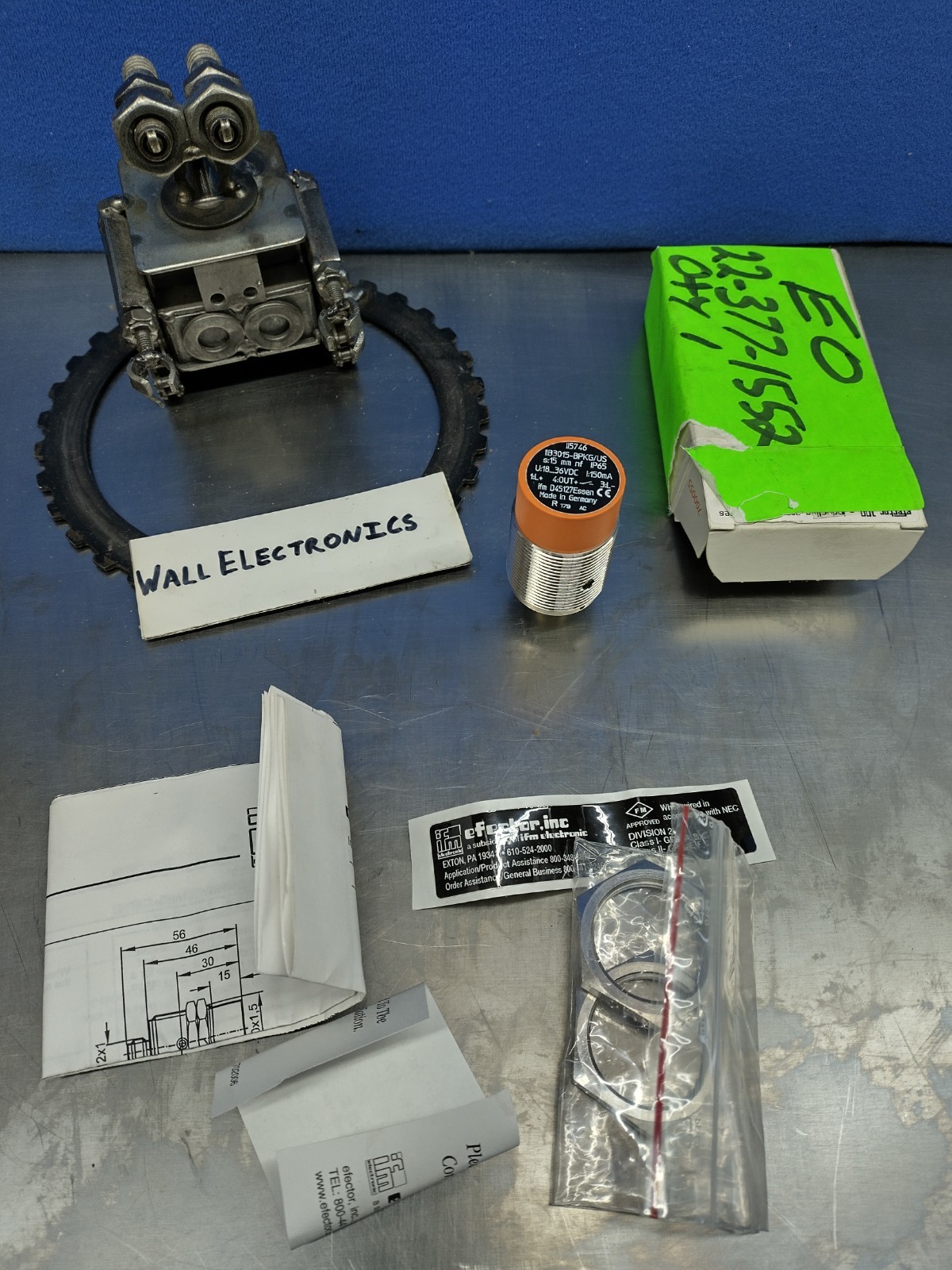 IFM Efector IIB3015-BPKG/US Proximity Sensor II5746 =NIB=