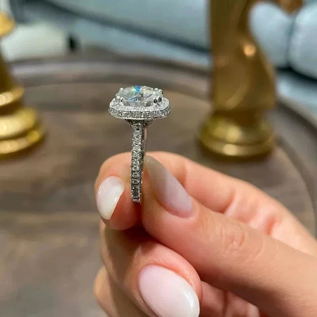 1.80Ct Round Cut Lab Created Diamond Cluster Wedding Ring 14k White Gold Plated