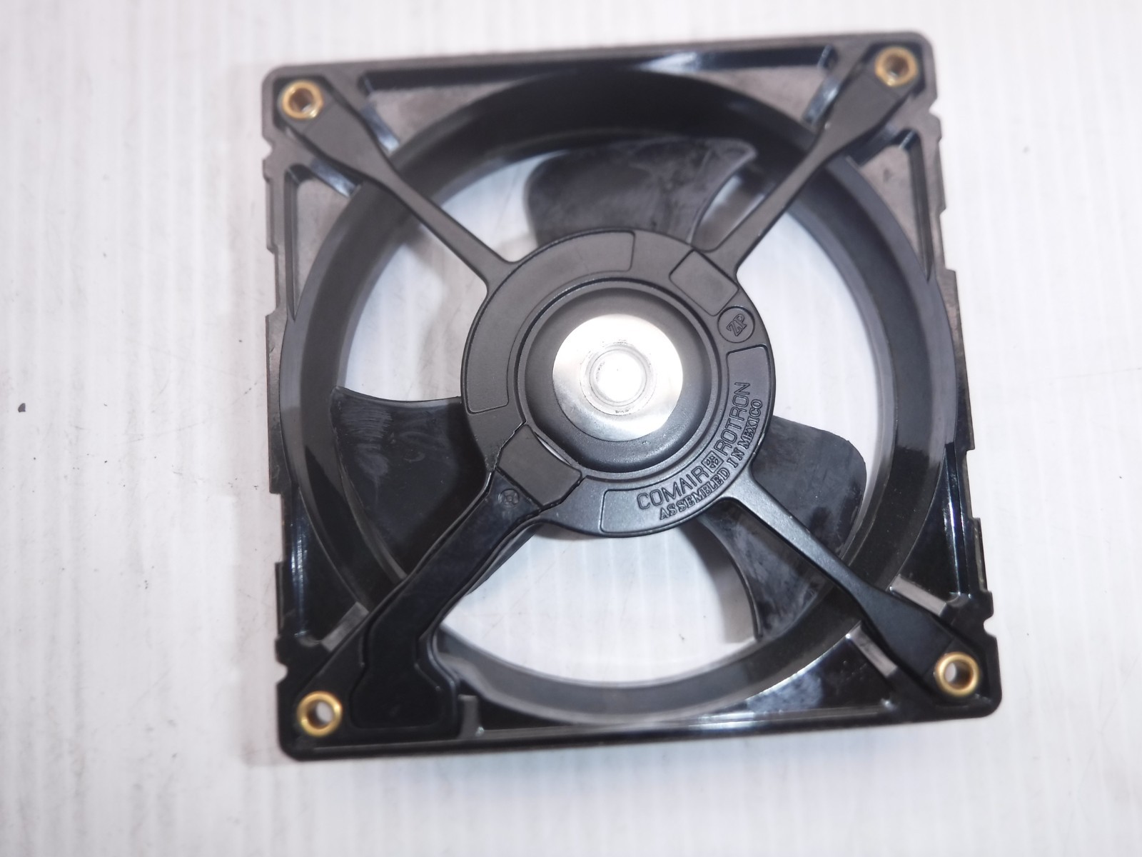 Comair Rotron Model: WR3A1 P/N: 028171 Cooling Fan 230V~ 12W 50/60Hz