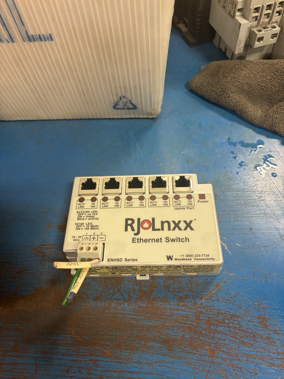 Woodhead RJ-Lynxx ENHSDUR-R5 5 Port Ethernet Rail Switch ENHSDURR5 ENHSD USED