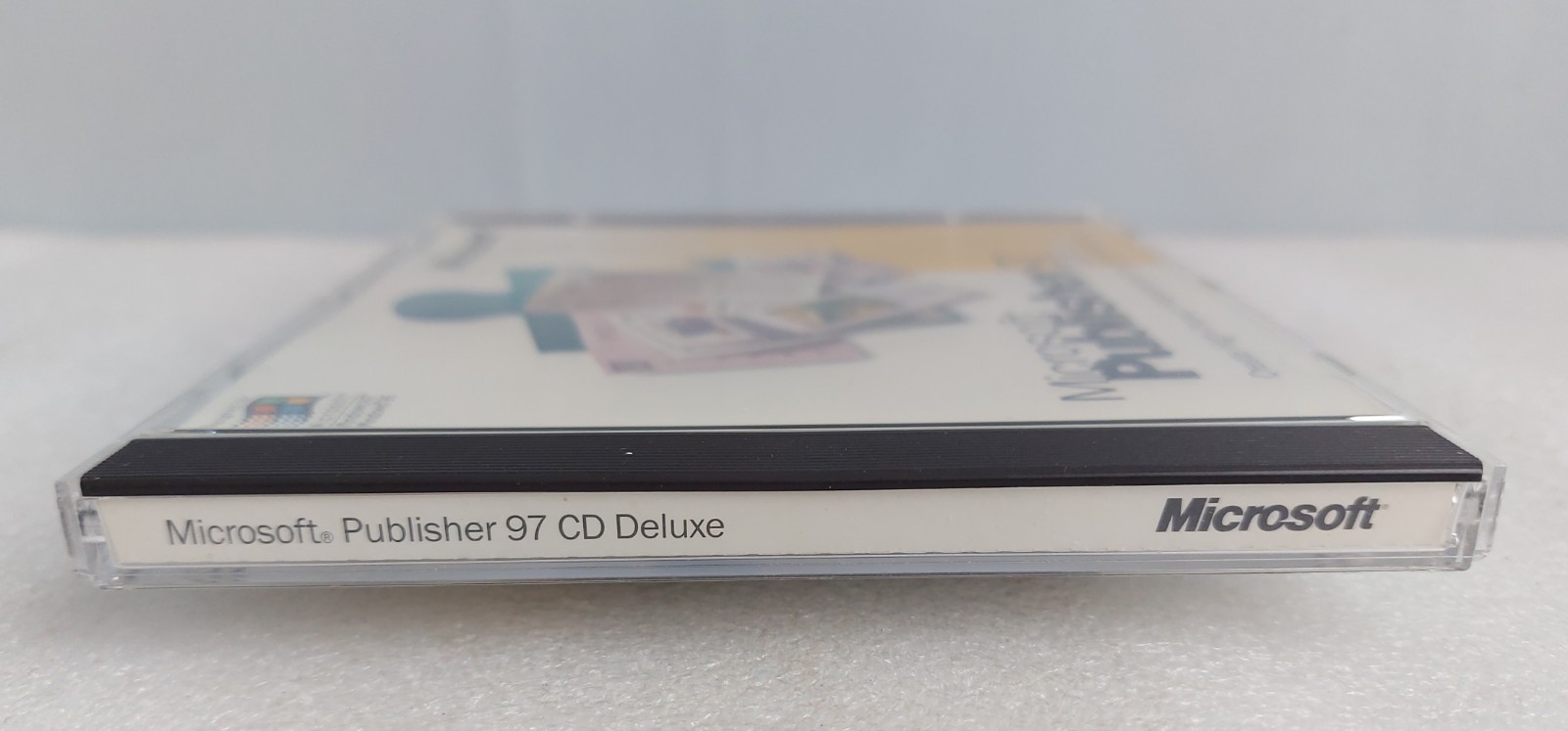 Microsoft Publisher 97 CD Deluxe Desktop Publishing Software Windows NT/95 + Key