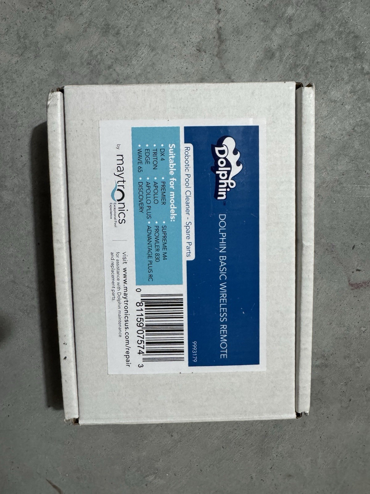 Dolphin Robotic Pool Cleaner Basic Wireless Remote 9993179 NEW OPEN BOX WORKS