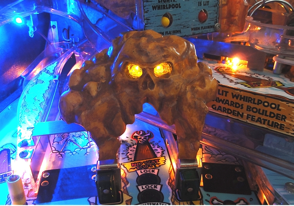 WHITEWATER Pinball Active Skull Mountain Mod White Water