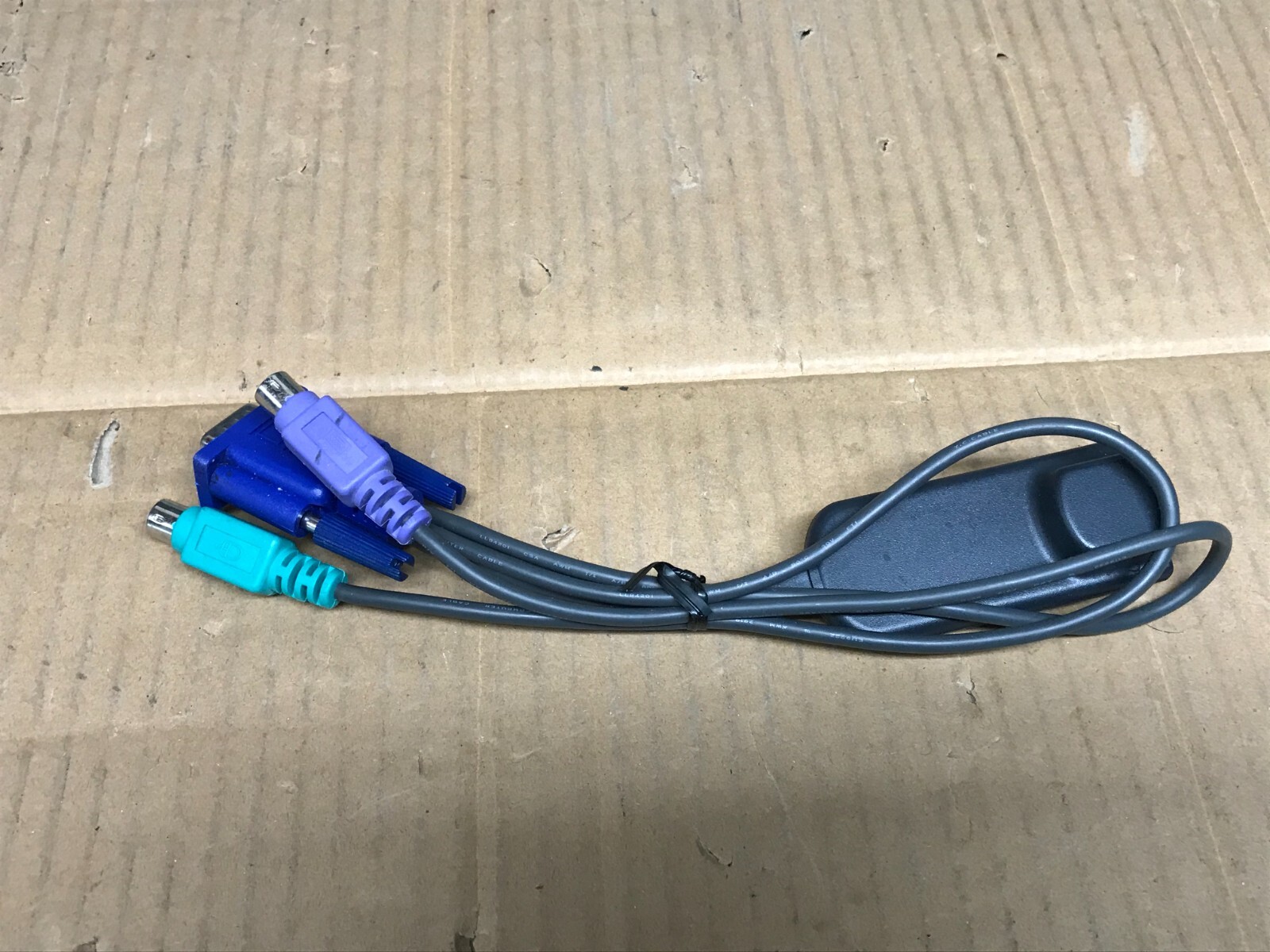 Avocent AVRIQ-PS2 PS2 KVM Server Interface Cable Adapter Module 520-306-509