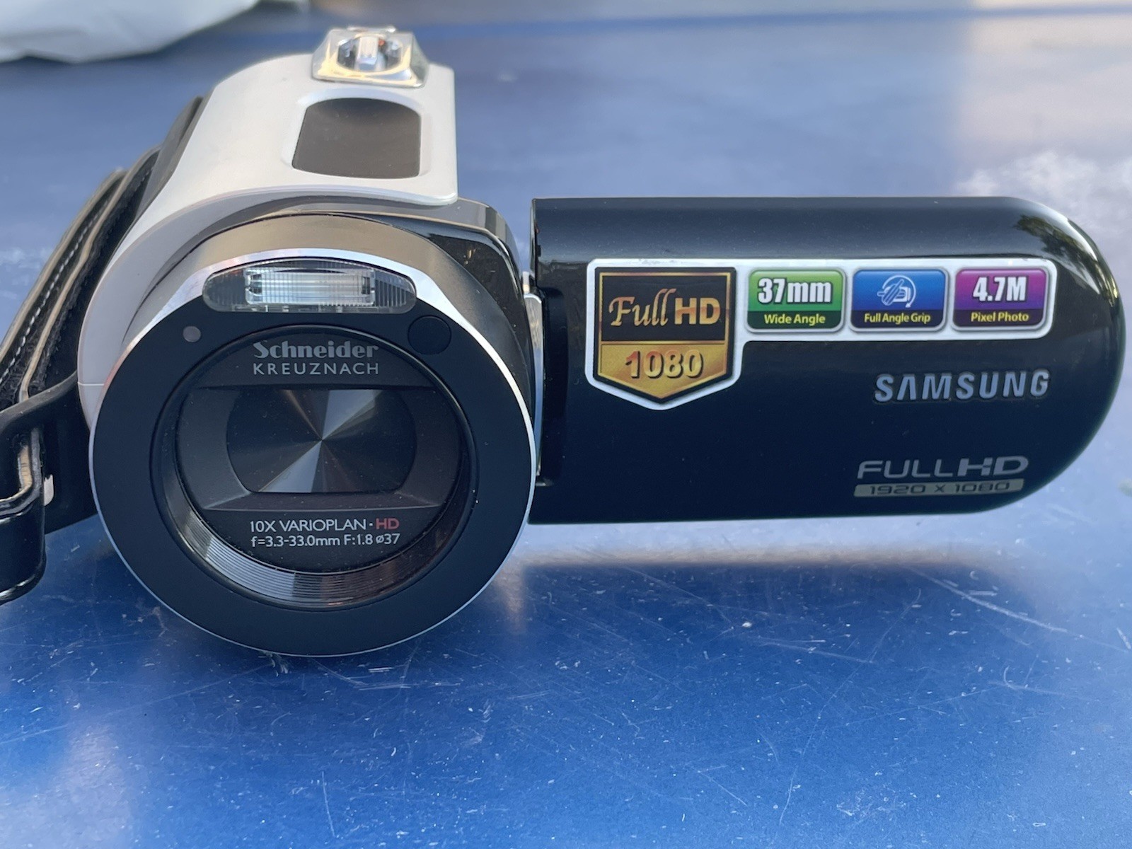 Samsung Digital Video Camera W/ Battery - Schneider Kreuznach Lens 10x Varioplan