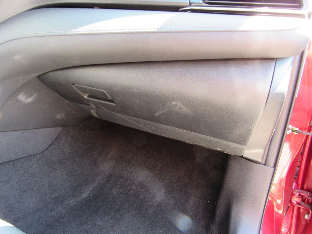 CAMRY     2022 Glove Box 1077998