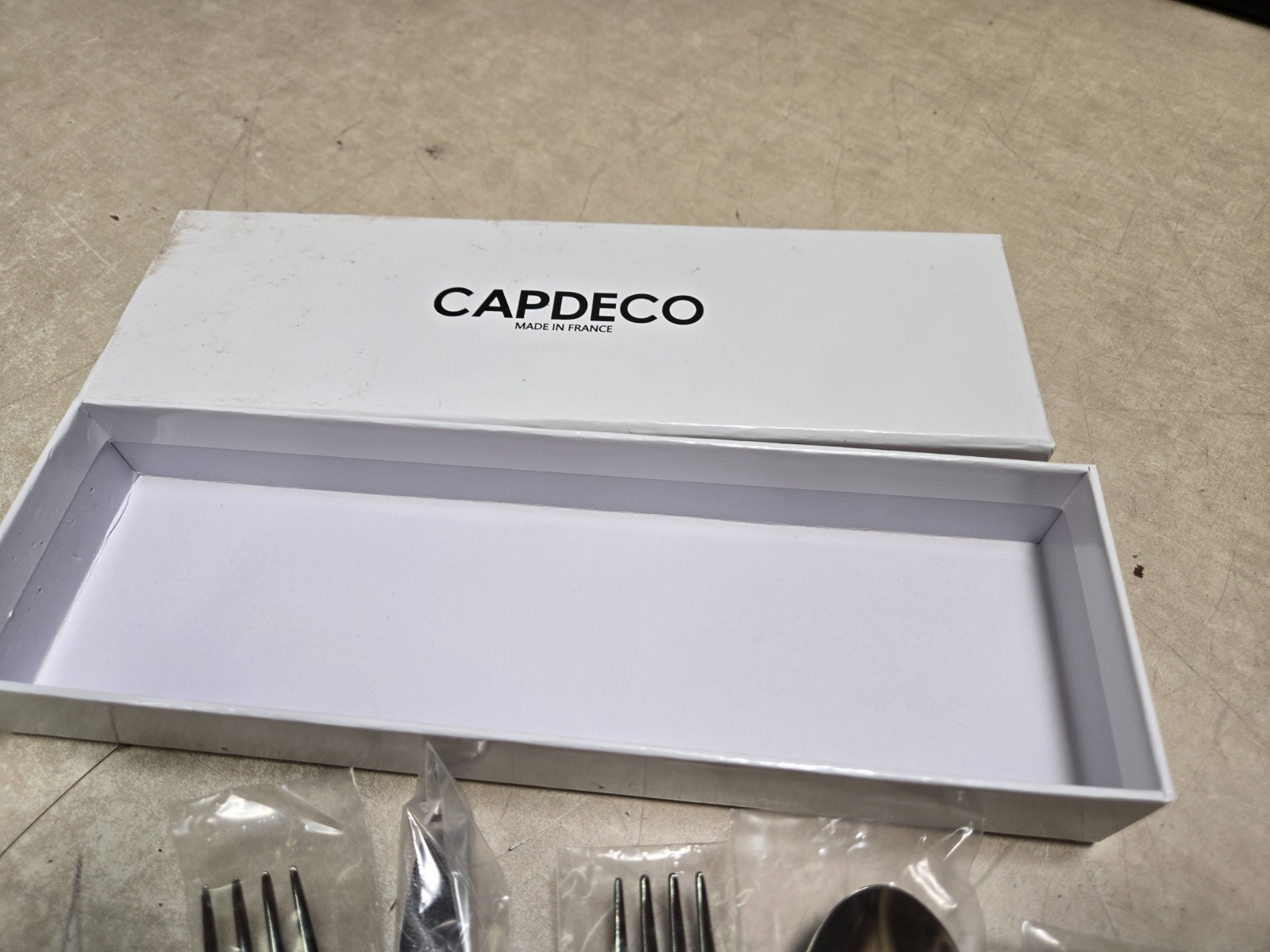Capdeco Byblos 5 piece Place Setting Beechwood New open box