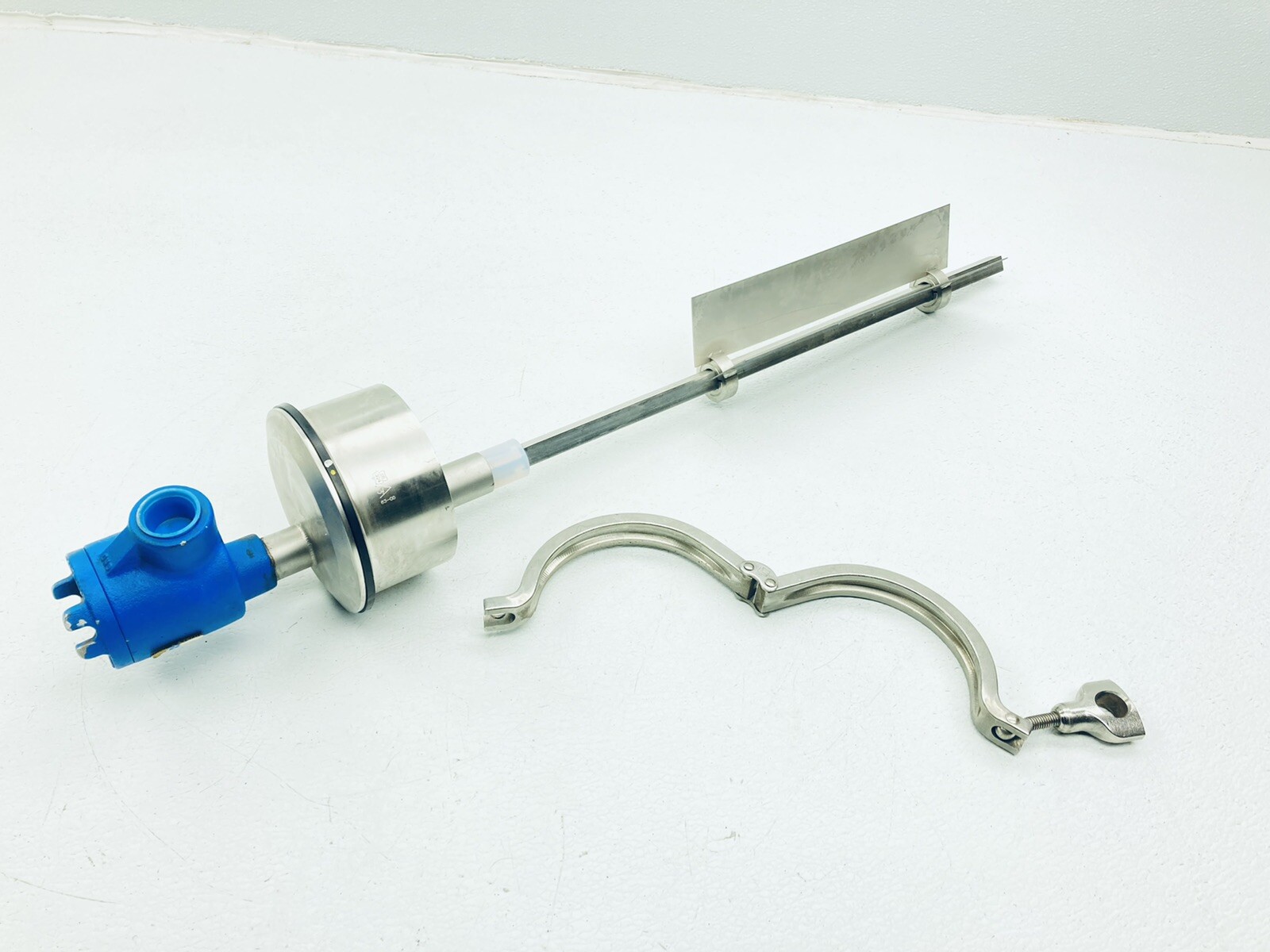 UNUSED AUBURN TRIBO FLOW SENSOR 2000 SERIES