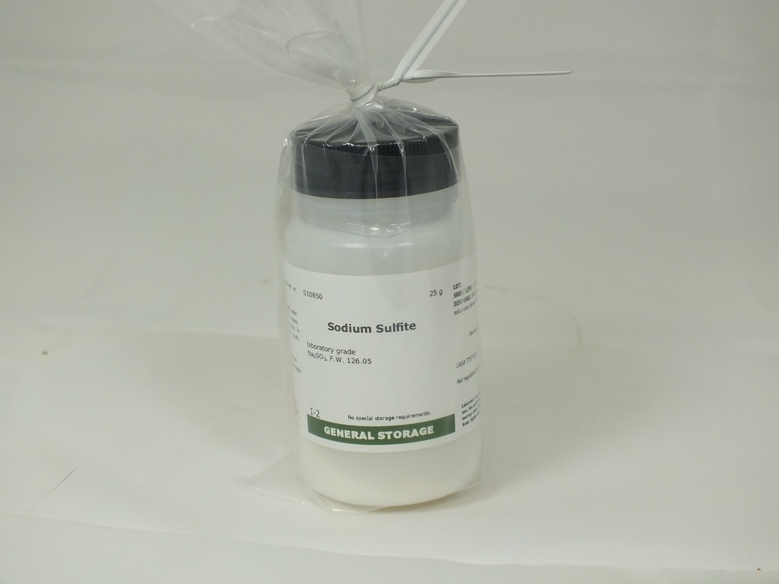 Sodium Sulfite, laboratory grade, 25 g