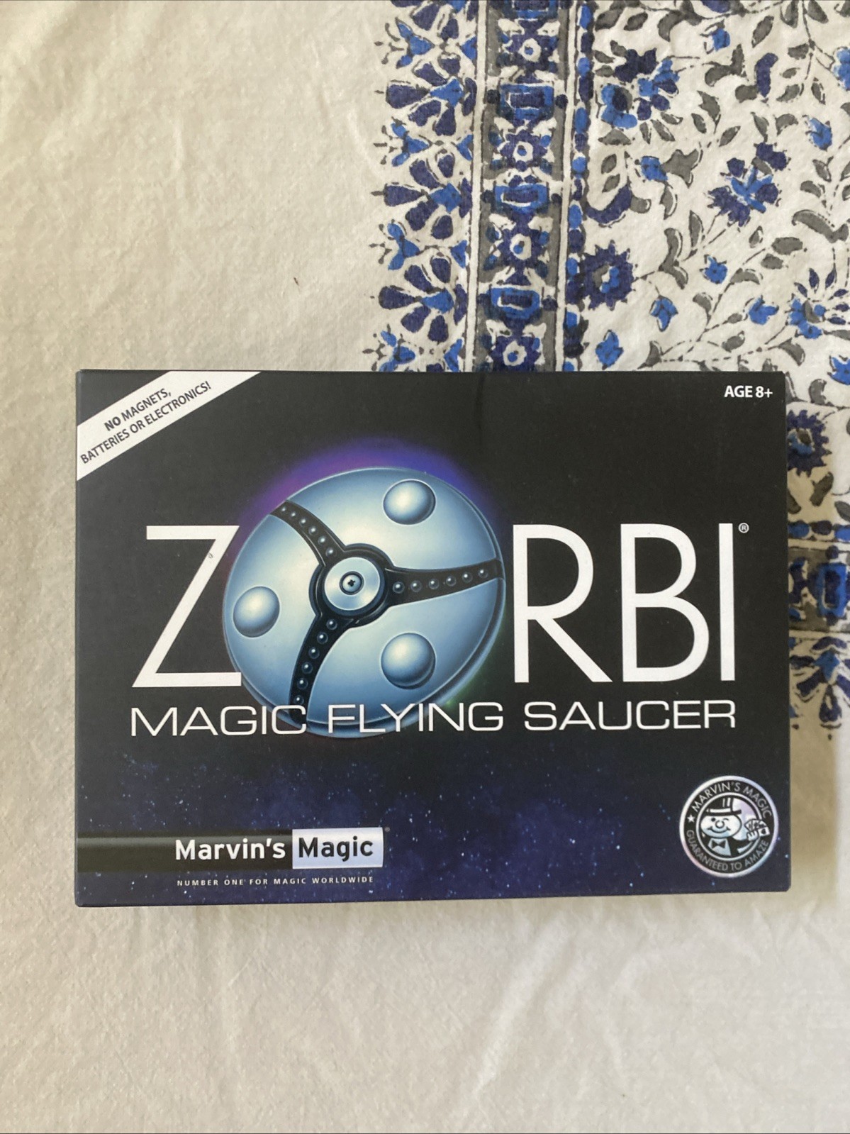 ZORBI Flying Saucer Magic Toy Brand New