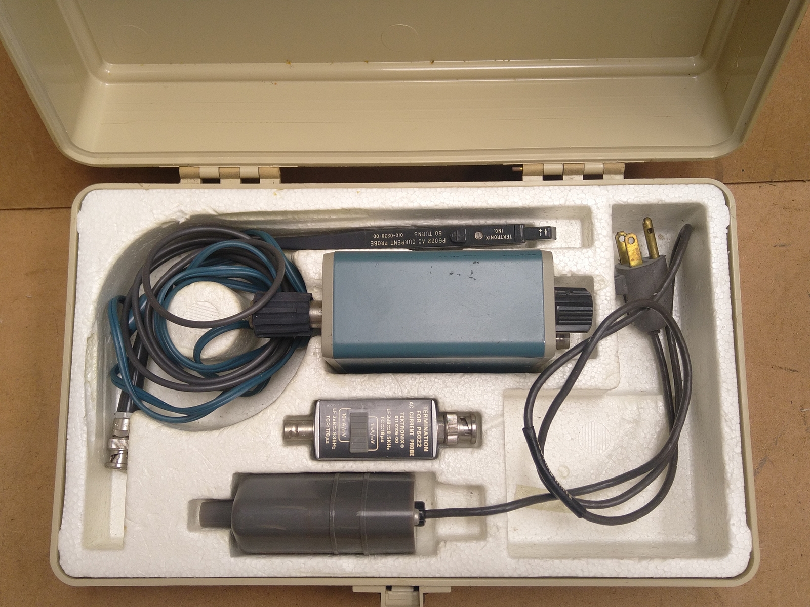 TEK Tektronix Type 134 Current Amplifier + P6022 AC Current Probe TESTED