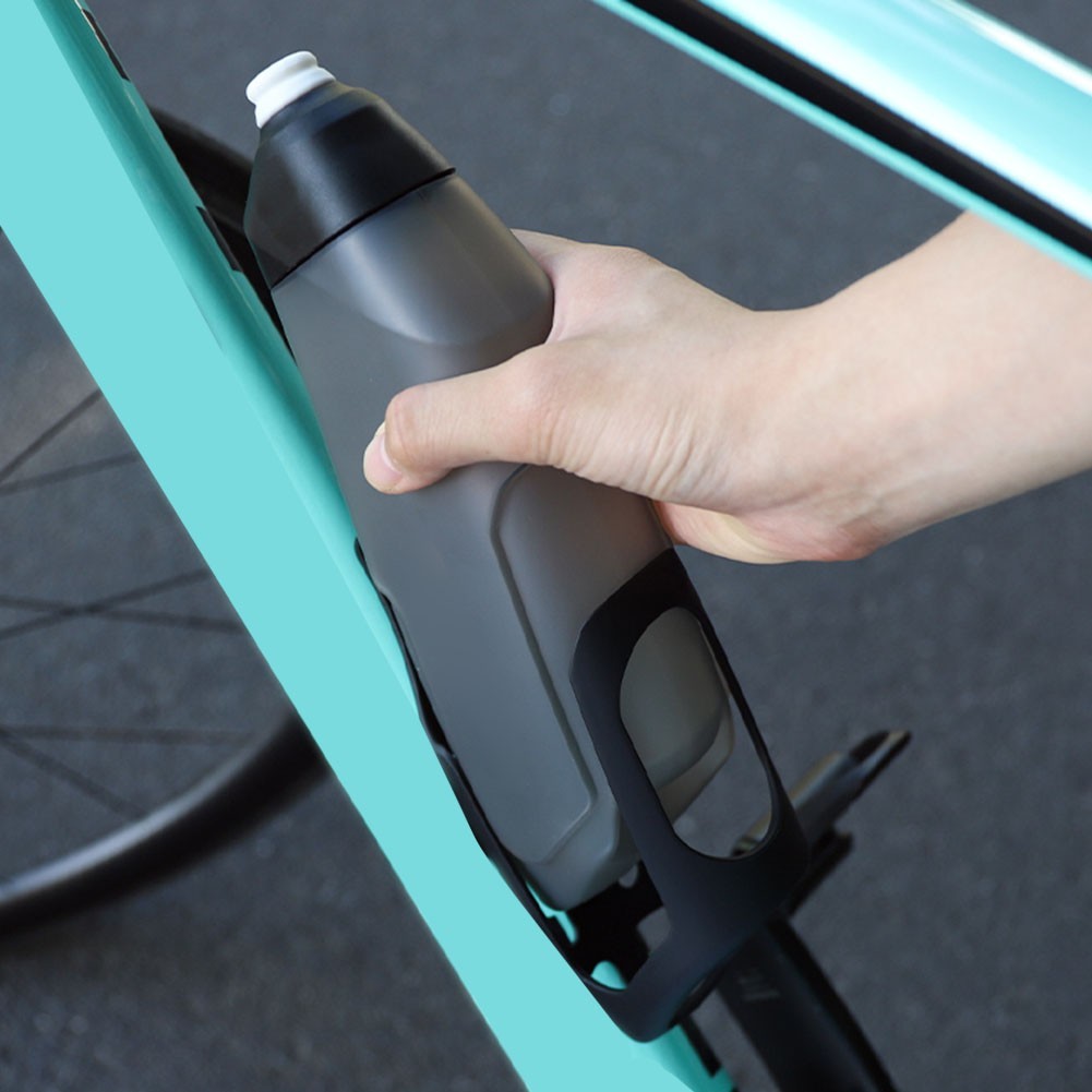 Bike Water Bottle 600ml Aerodynamic Design PP5 Bottle with Carbon Fiber Cage