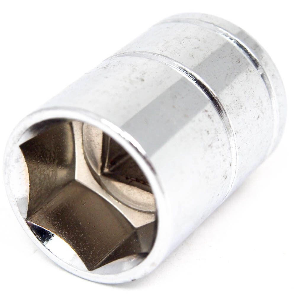 KR Socket 3/8" x 5/8" 6PT 30118