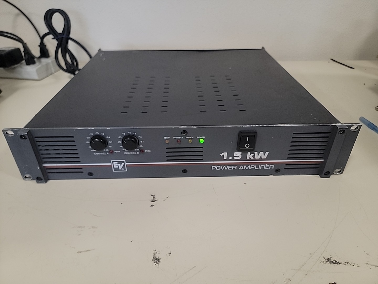 Electro Voice 1.5 Kw Power Amp