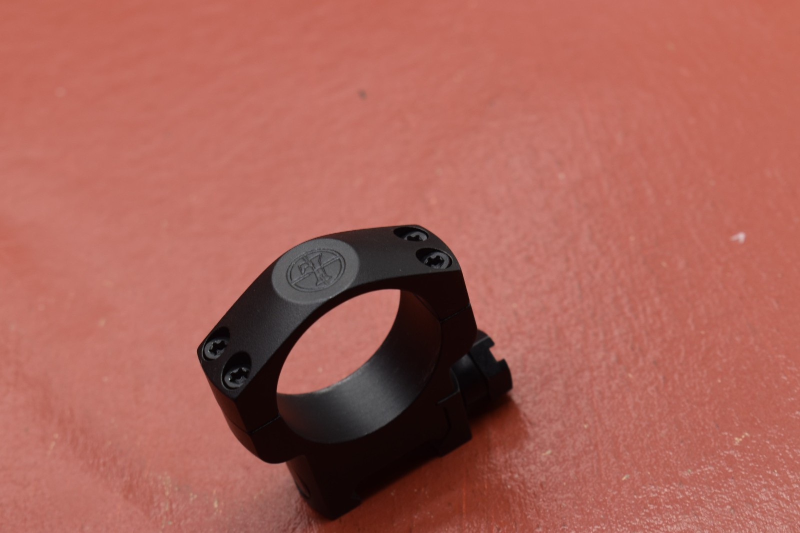 single Leupold Mark 4 34mm High matte ring