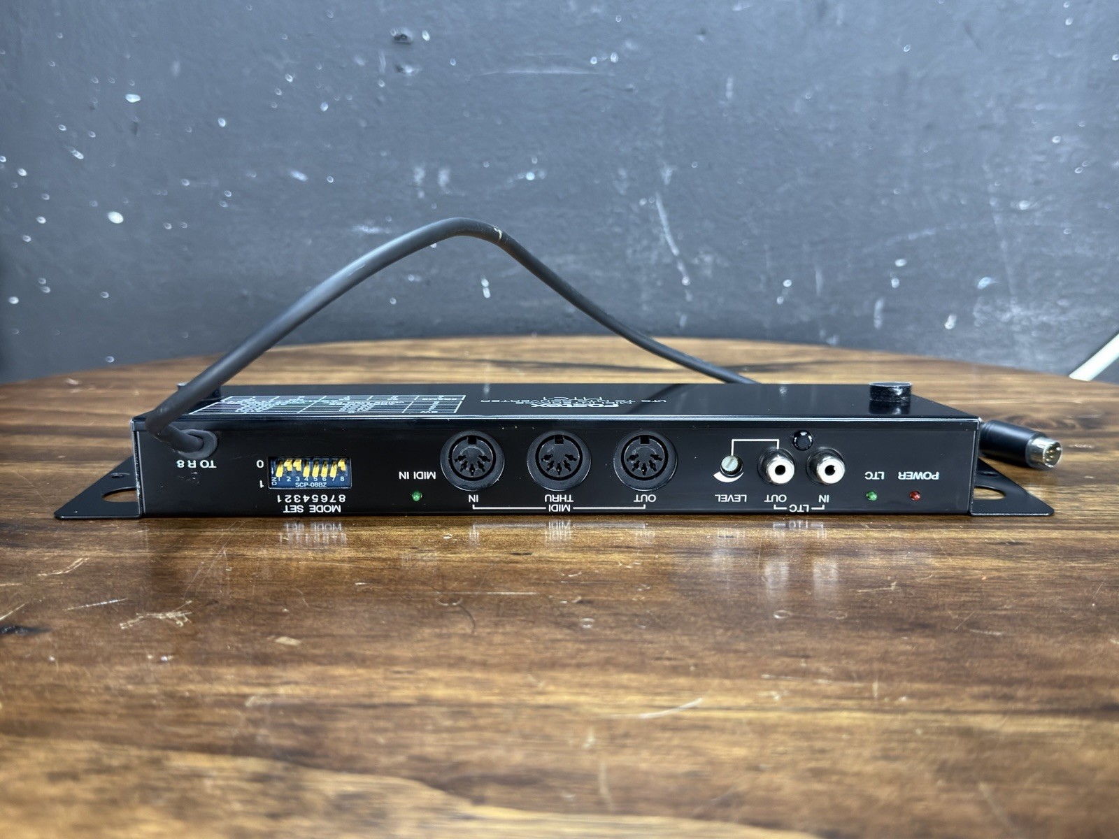 Fostex MTC-1 for Midi Interface & LTC to MTC Timecode Converter