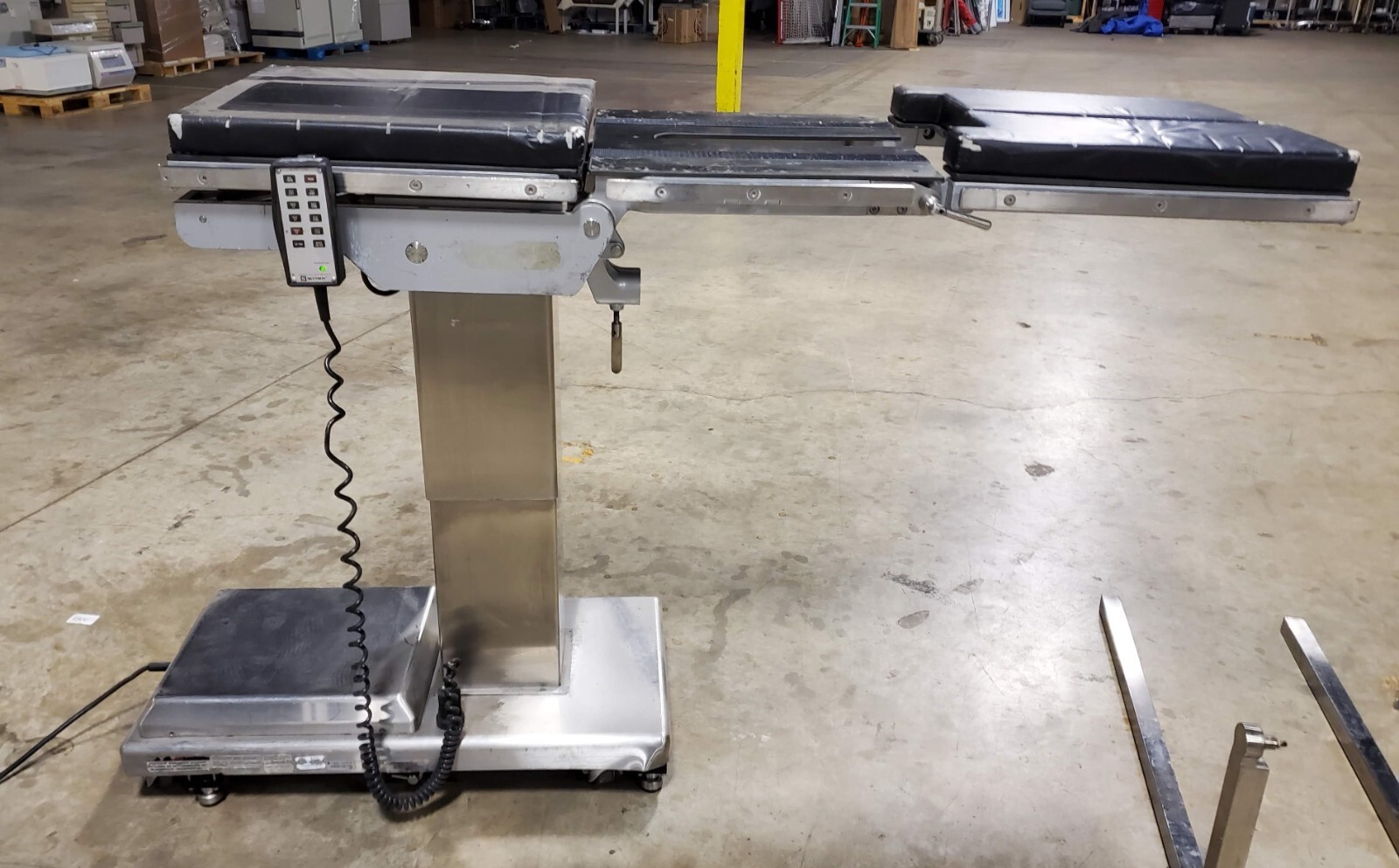 Skytron Ortho 1100 Surgical Table w/Accessories