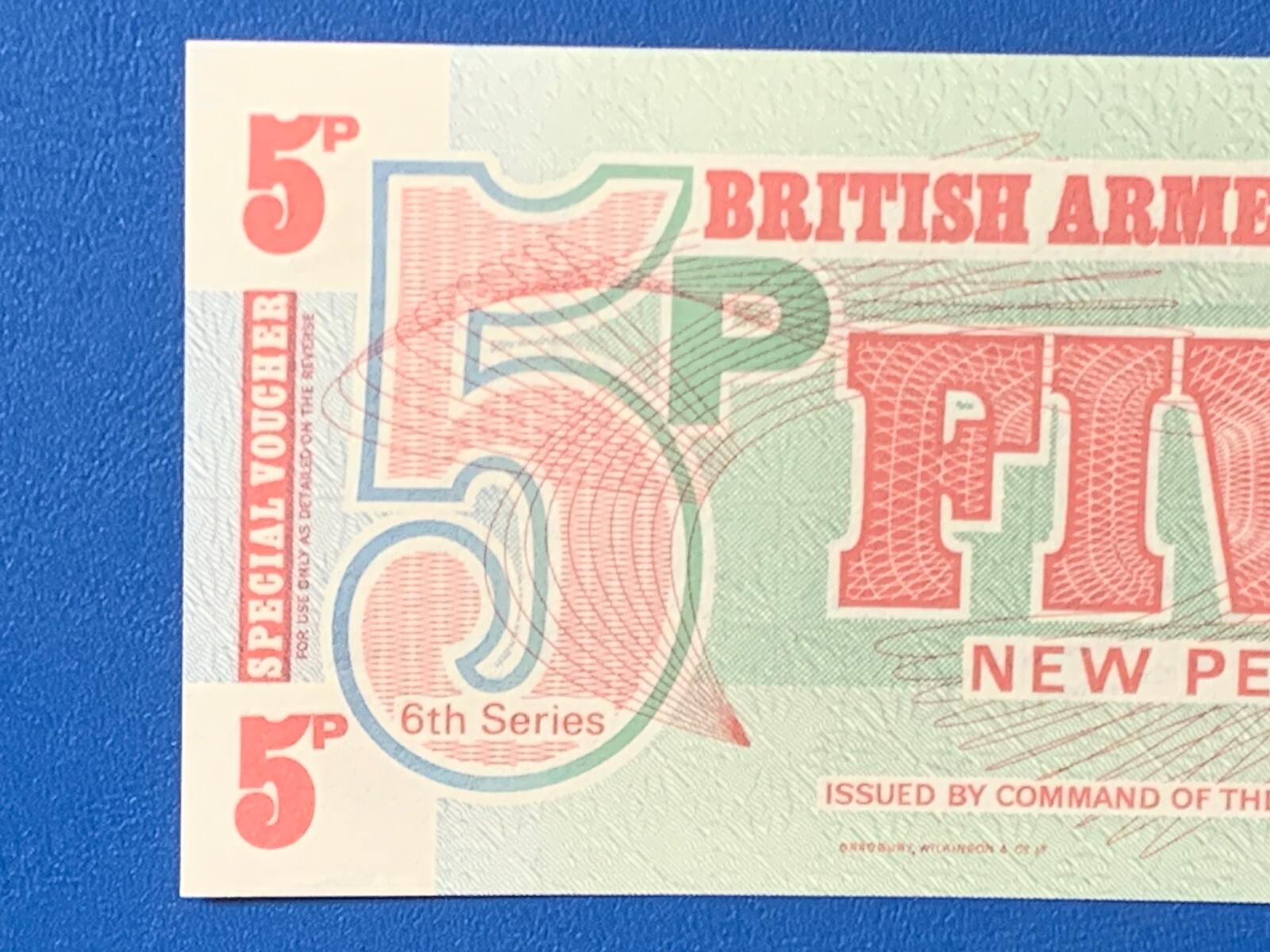 BRITAIN. COLD WAR 5p ARMED FORCES SPECIAL VOUCHER. ISSUED 1972 -:- UNCIRCULATED.