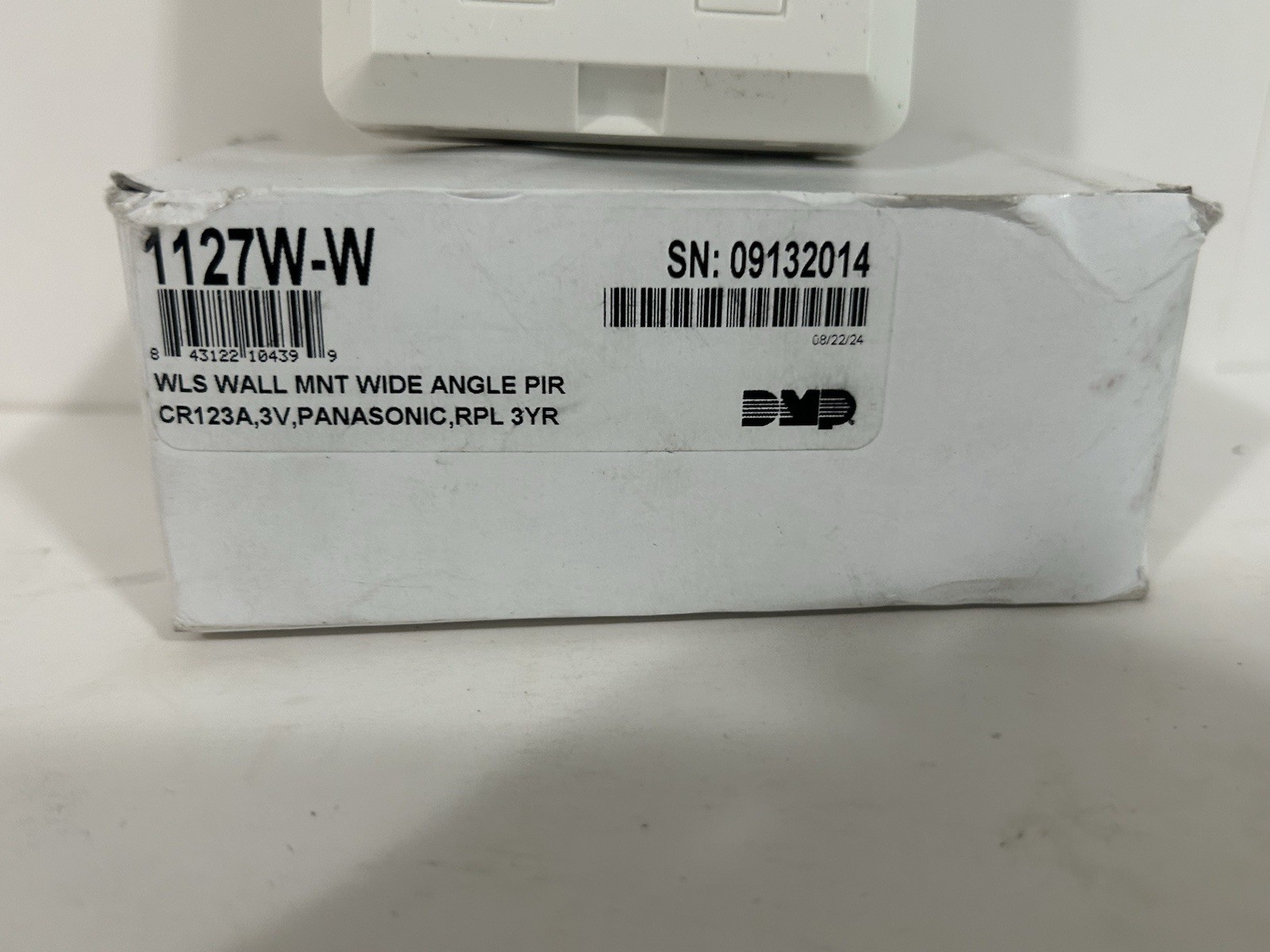 DMP 1127W-W Wireless Wall Mount Wide Angle PIR Motion Detector