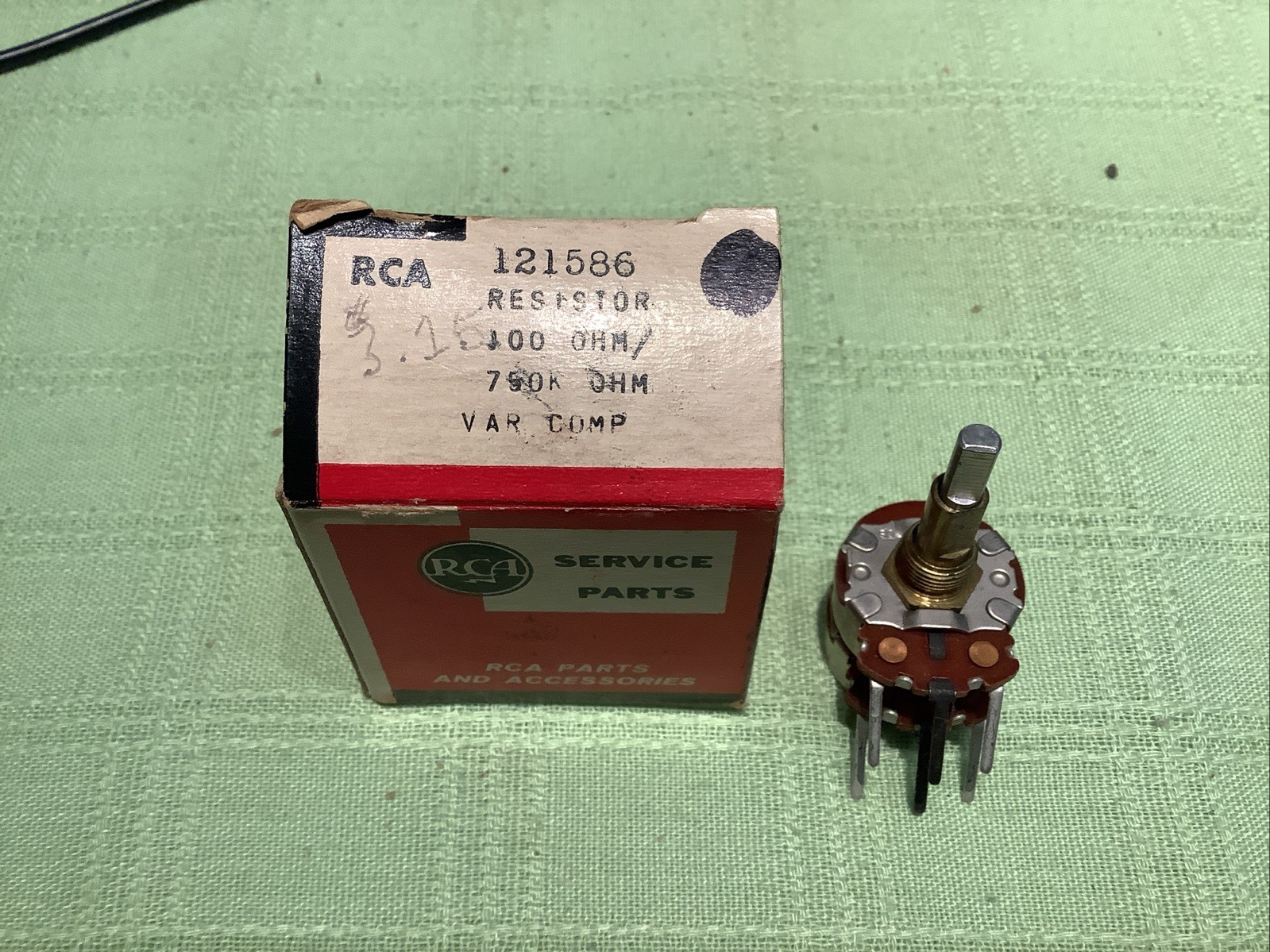 rca oem parts 121586 Dual Potentiometer 100 Ohms / 750K Ohms Double Shaft