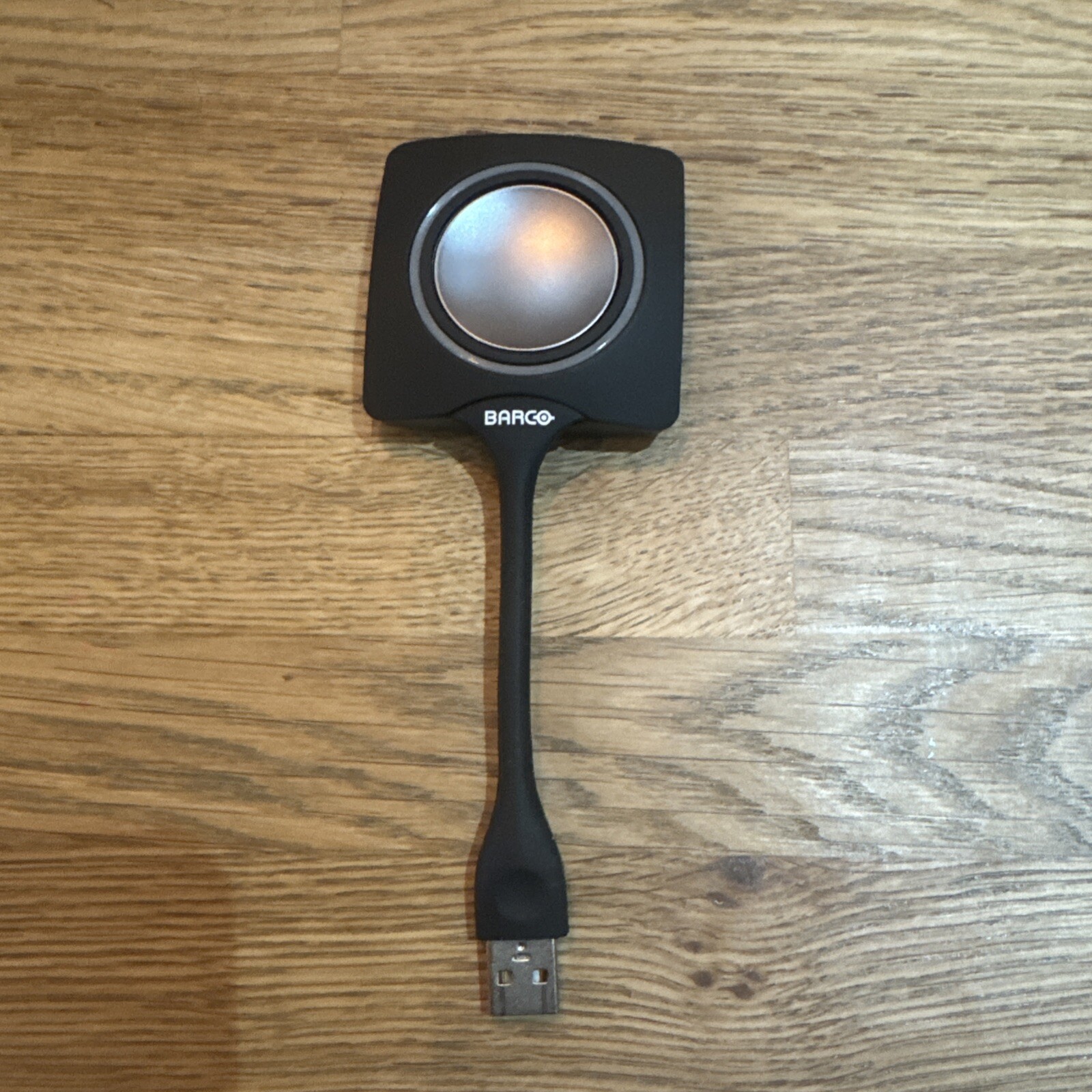Barco ClickShare Button Switch Wireless Conference Presentation (R9861500D01)#6J