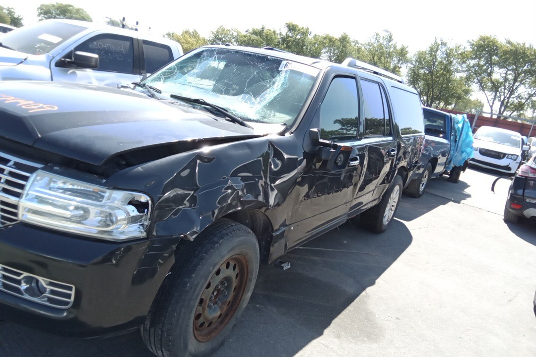 2013 Lincoln Navigator Transfer Case Assembly OEM 94K Miles - LKQ401348686